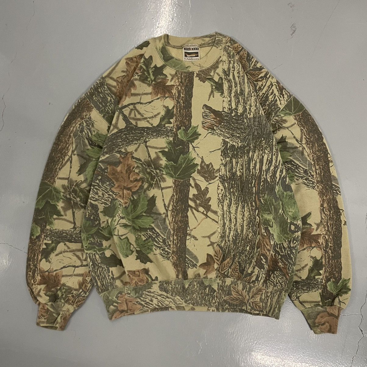 image of Crazy Vintage 90's Carhartt Style Realtree Camo Sweatshirt, Men's (Size XL)