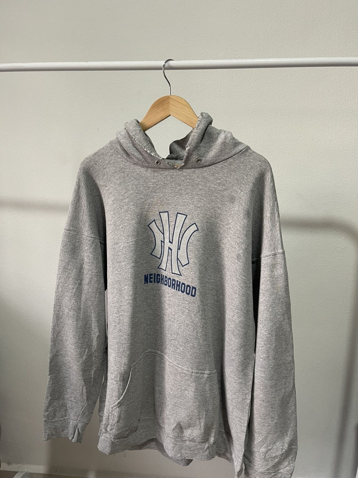 Neighborhood 90s Neighborhood Distressed Hoodie Size US XL / EU 56 / 4 - 7 Thumbnail