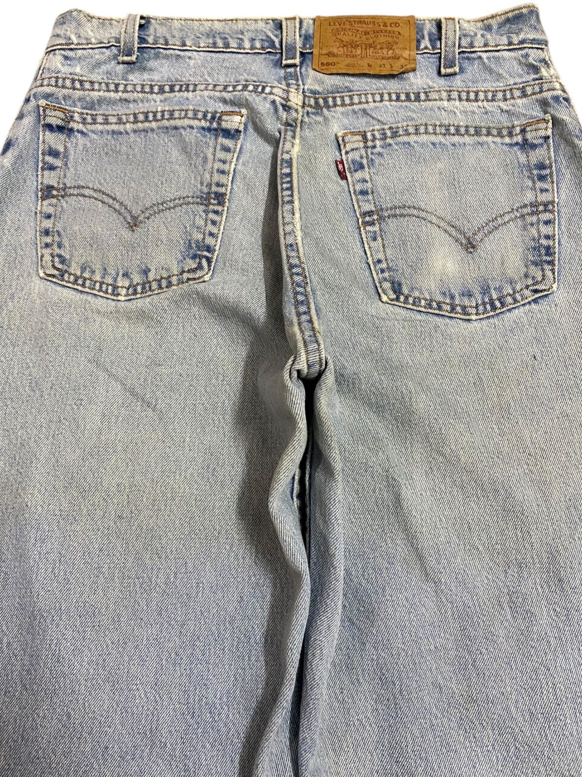 Levi's Vintage Clothing Vintage Levis 560 80’s Grunge Ripped Jeans Size US 31 - 4 Thumbnail