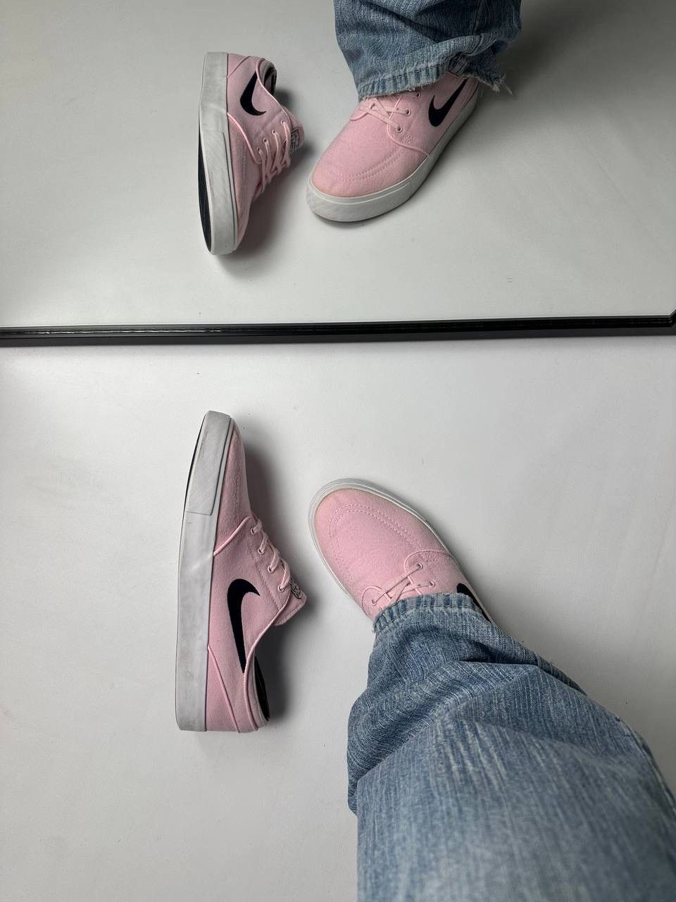 Nike Nike Stefan Janiski Low Y2K Pink Hype Shoes Skateboarding Size US 9 / EU 42 - 2 Thumbnail