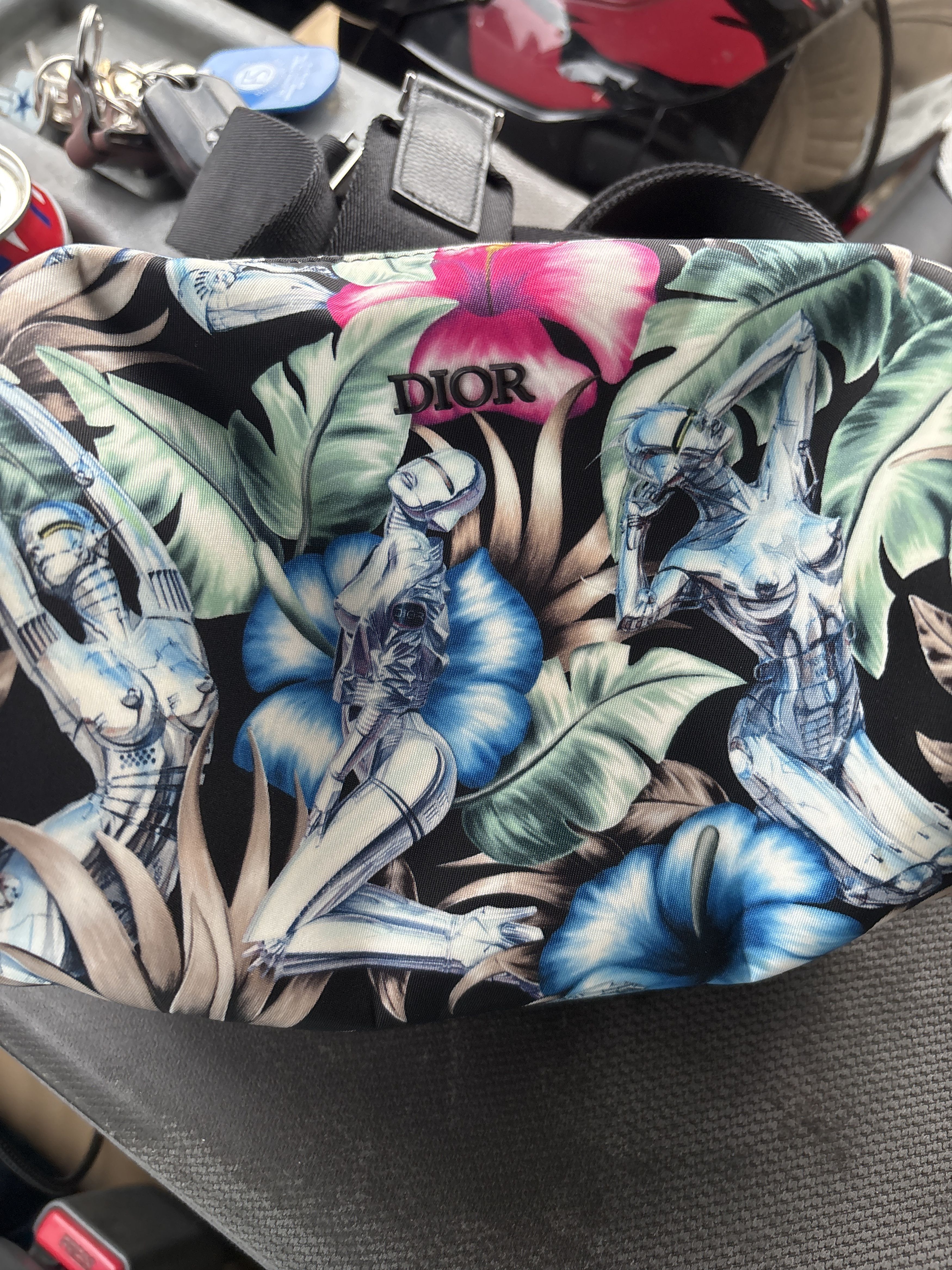 Christian Dior Monsieur Christian Dior x hajime sorayama limited collab belt bag Size ONE SIZE - 4 Thumbnail