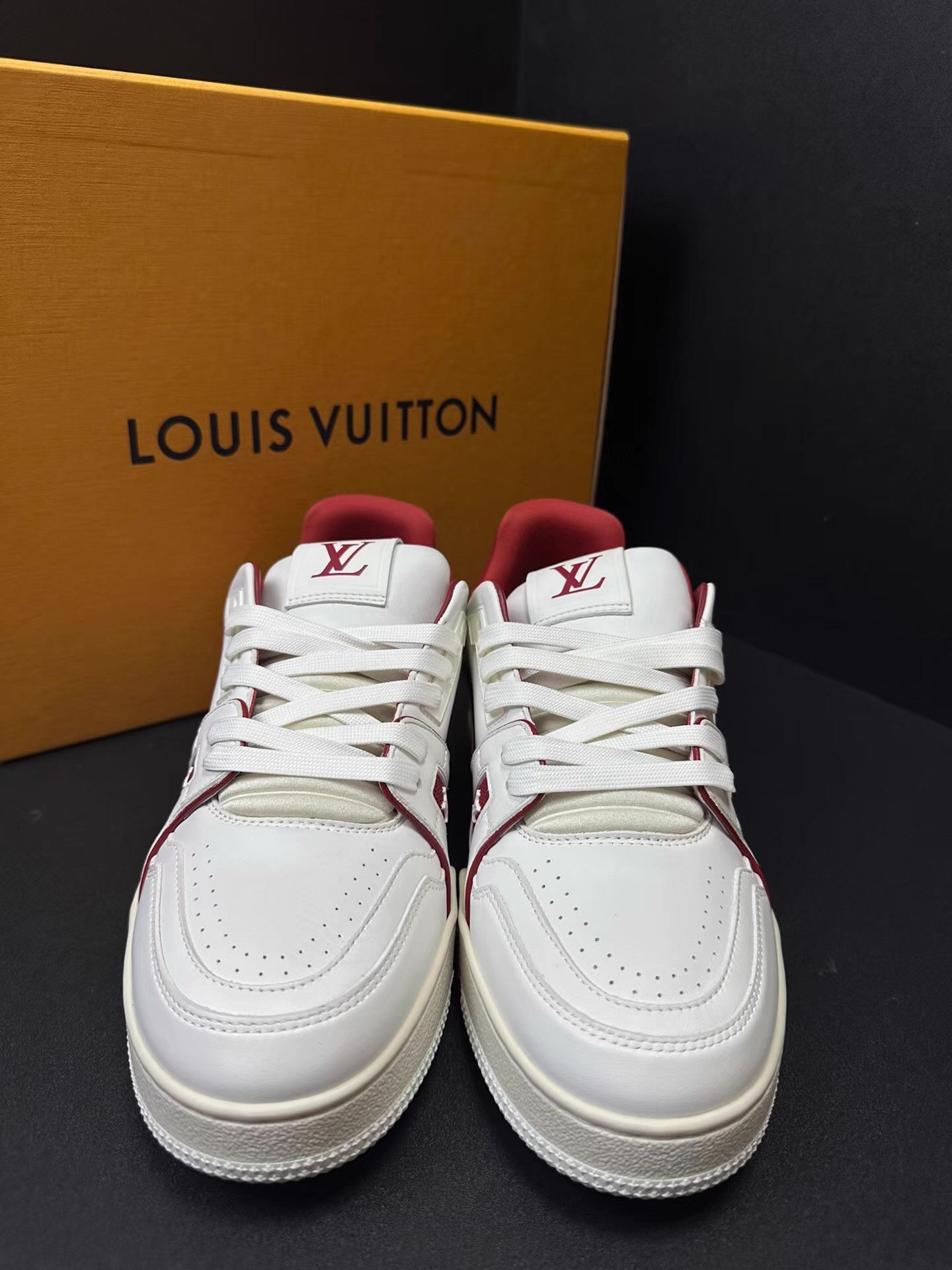 Louis Vuitton Louis Vuitton Trainer Red & White Ｑ20 Size US 8.5 / EU 41-42 - 2 Thumbnail