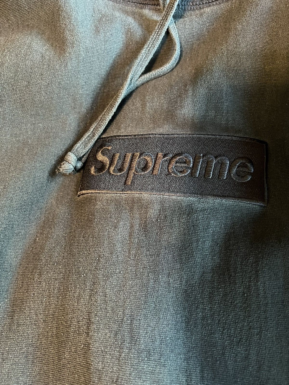 Supreme Supreme Navy Tonal Box Logo Hoodie Size US XL / EU 56 / 4 - 2 Thumbnail