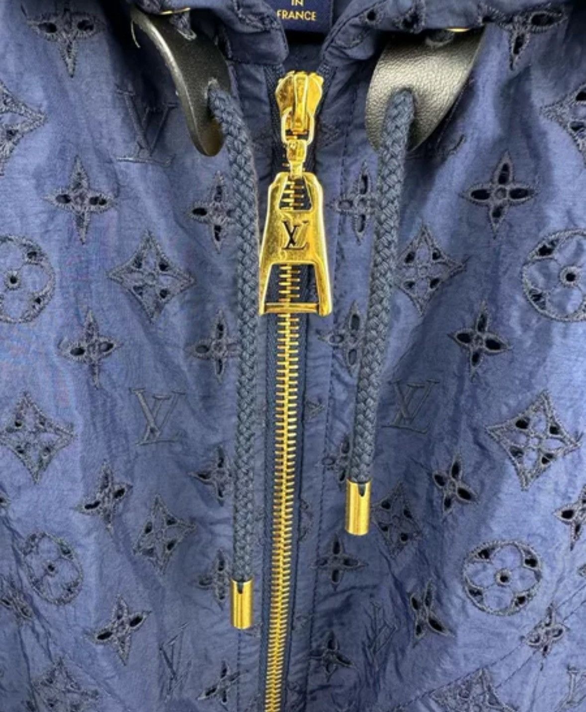 Louis Vuitton Louis Vuitton Colorful ink rendering logo charging jacket Size US S / EU 44-46 / 1 - 5 Thumbnail