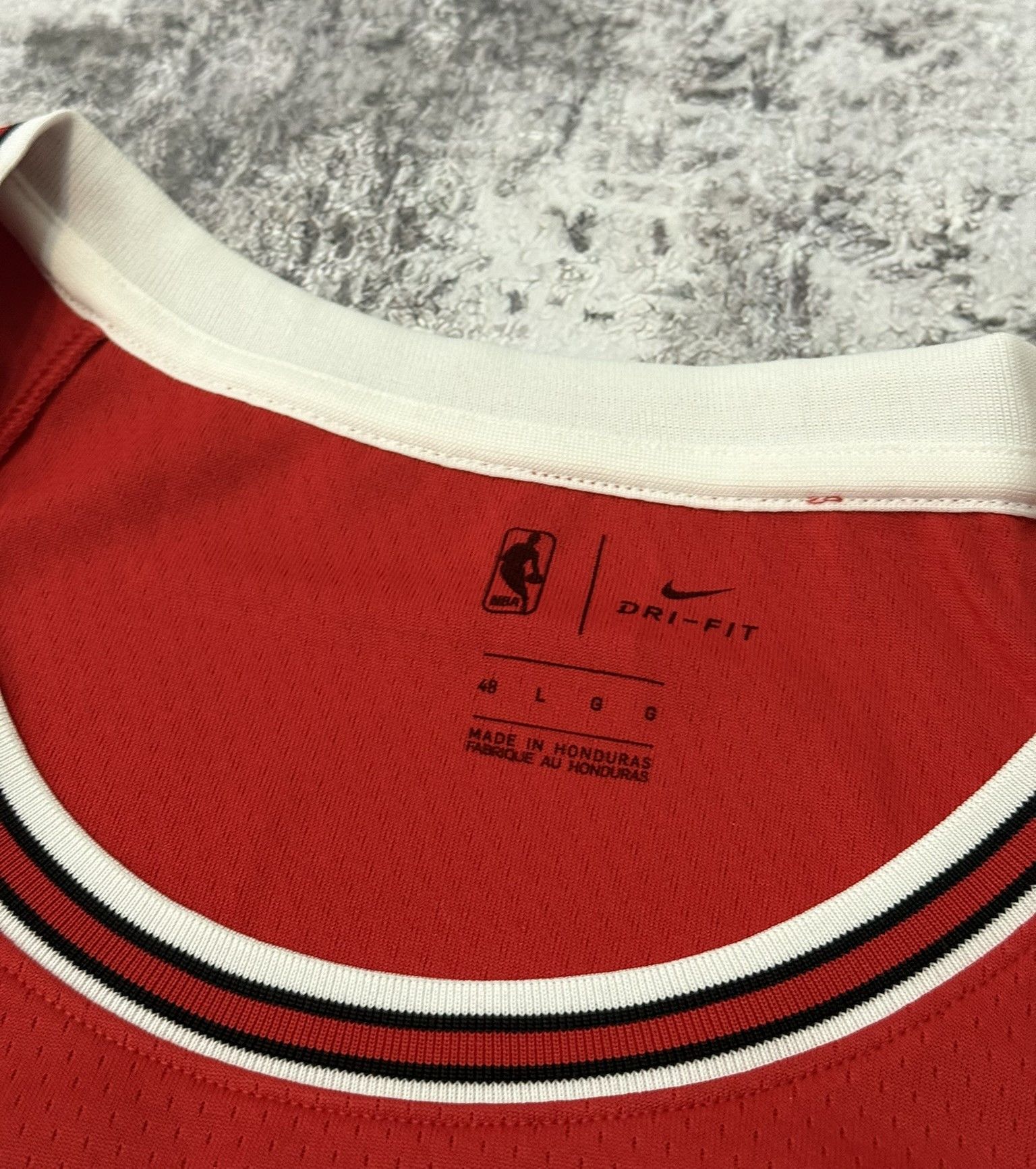 Nike Chicago Bulls Authentic NIKE SWINGMAN JERSEY BLANK L Size US L / EU 52-54 / 3 - 3 Thumbnail