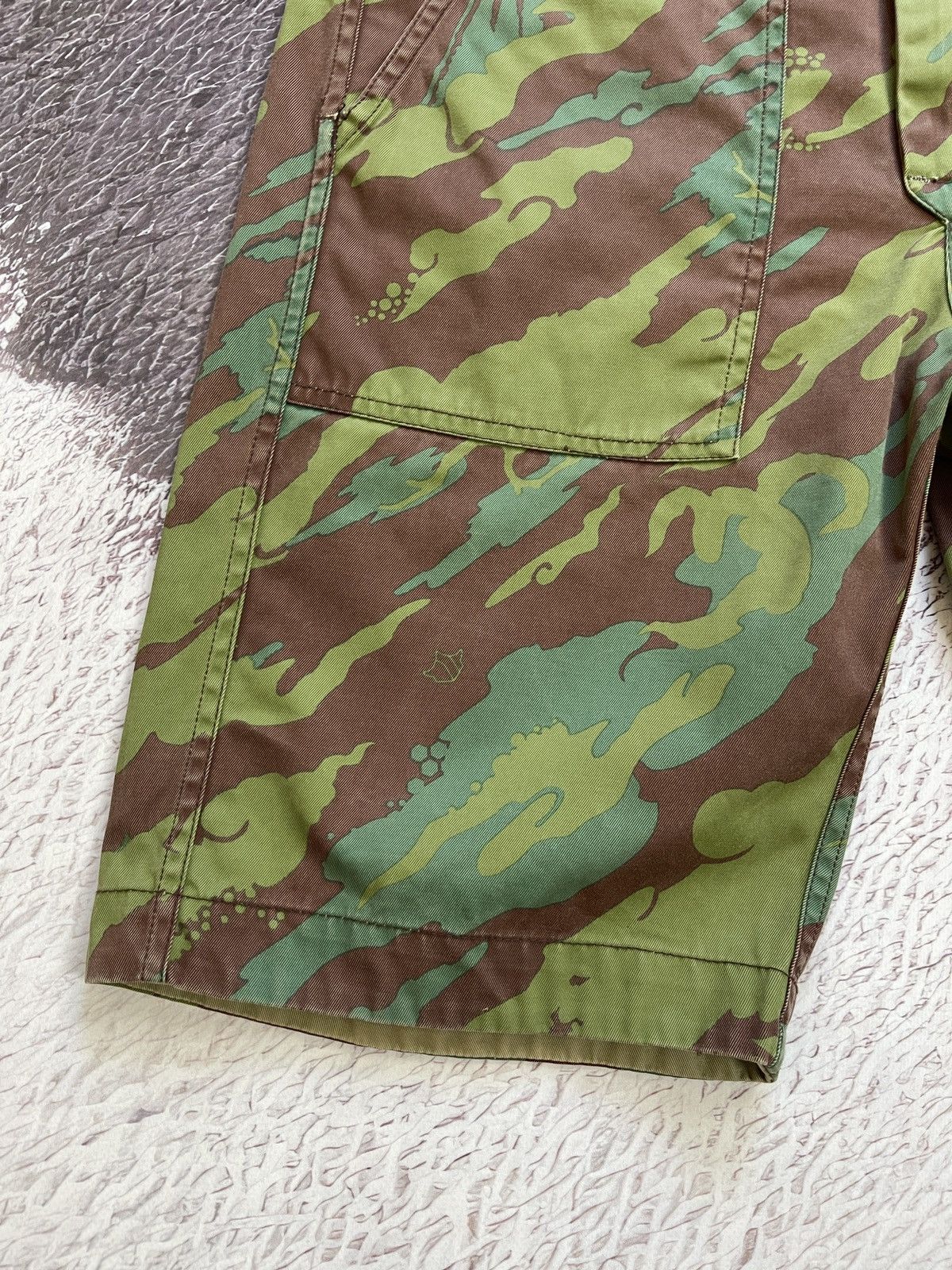 Japanese Brand × Maharishi Maharishi reversible camouflage/beige military shorts rare Size US 36 / EU 52 - 7 Thumbnail