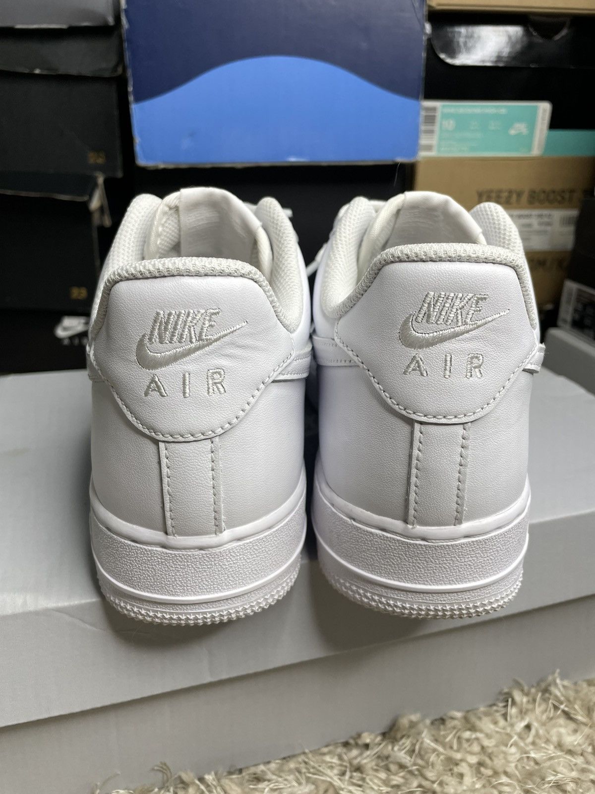 Nike Nike Air Force 1 Triple White Size US 8.5 / EU 41-42 - 6 Thumbnail