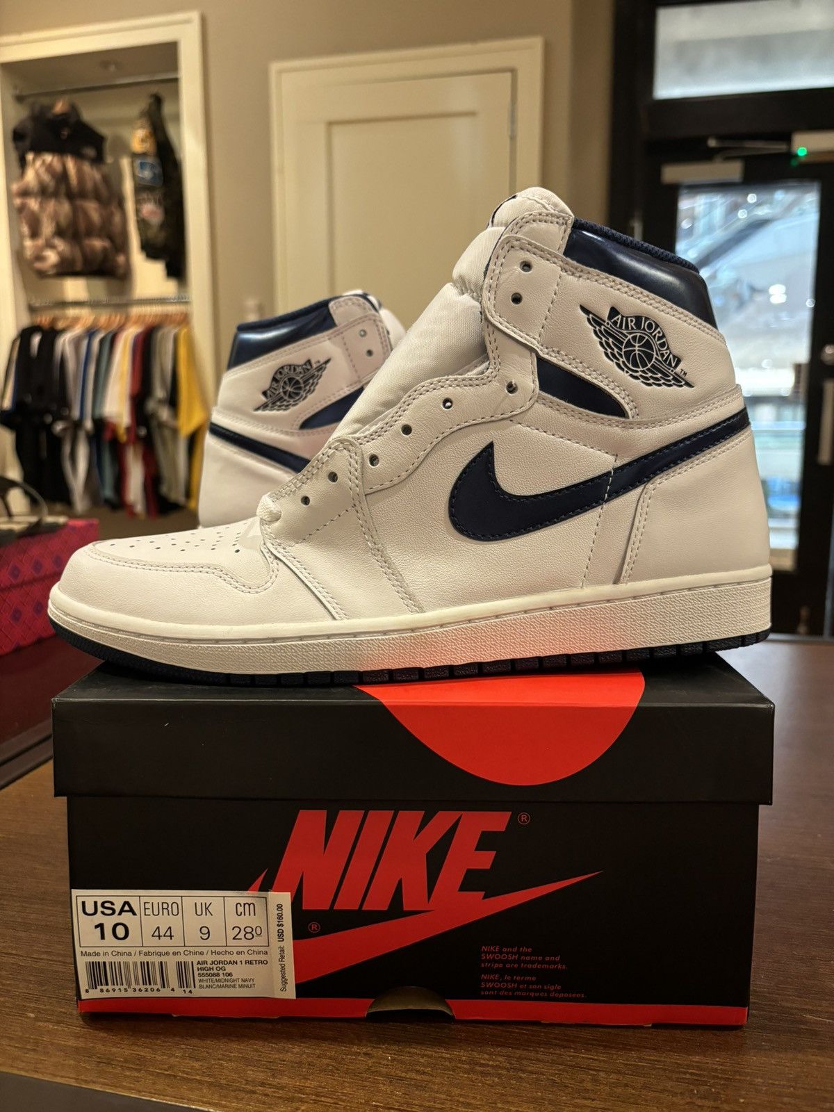 Jordan Brand Jordan 1 retro high OG metallic navy Size US 10 / EU 43 - 1 Thumbnail