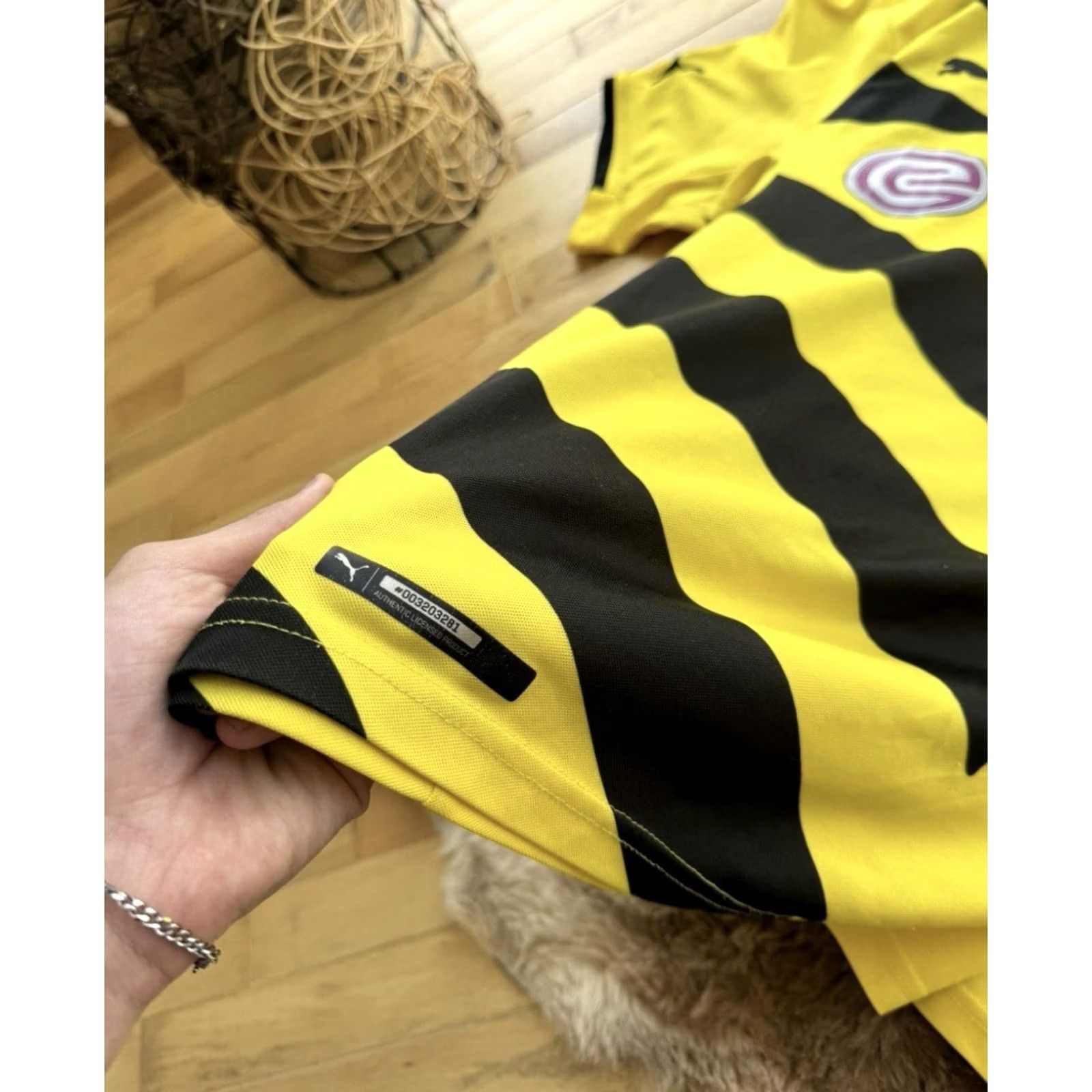 Puma PUMA BVB DORTMUND SOCCER JERSEY 2014-2015 FOOTBALL SHIRT M MEN Yellow Jersey, Aztec, USA, Vintage, 90s, Streetwear, Y2K, Sports Size US M / EU 48-50 / 2 - 7 Thumbnail