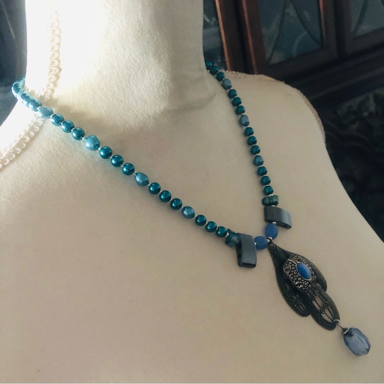 Handmade Handcrafted repurpose peacock freshwater Pearl necklace Size ONE SIZE - 3 Thumbnail