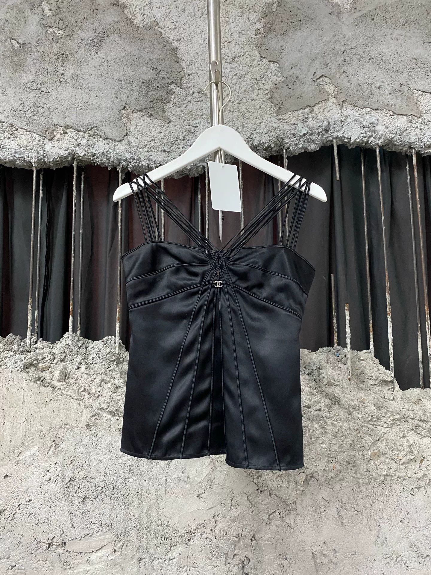 Chanel Chanel Women's Camisole Size XXS / US 00 / IT 34 - 1 Thumbnail