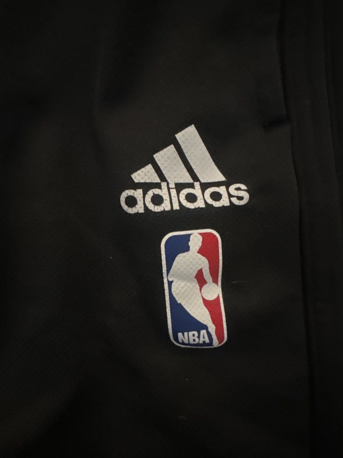 Adidas × NBA Vintage Adidas Los Angeles Lakers over the knee shorts Size US 34 / EU 50 - 3 Thumbnail