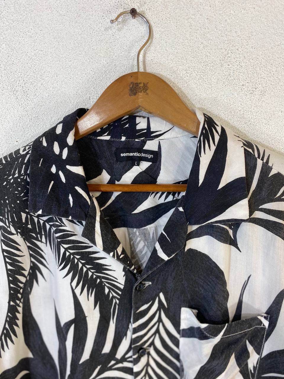 semanticdesign semantic design floral shirt very nice design Size US L / EU 52-54 / 3 - 2 Thumbnail