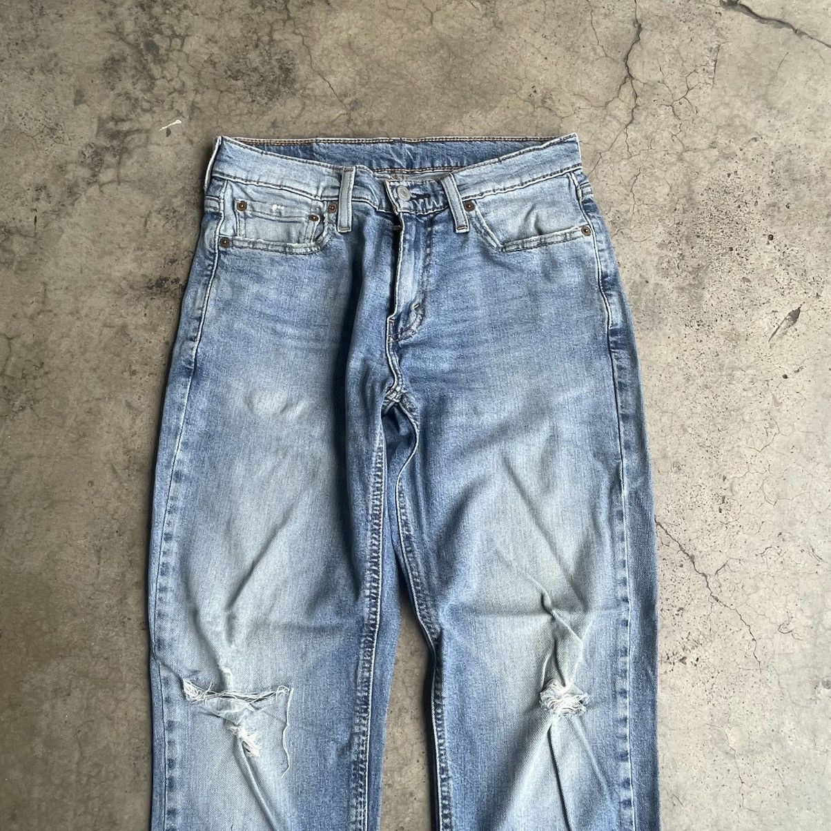 Levi's Vintage Clothing 🔥Vintage Levis 541 Stoned Washed Ripped Distress Denim Jeans Size US 29 - 2 Thumbnail