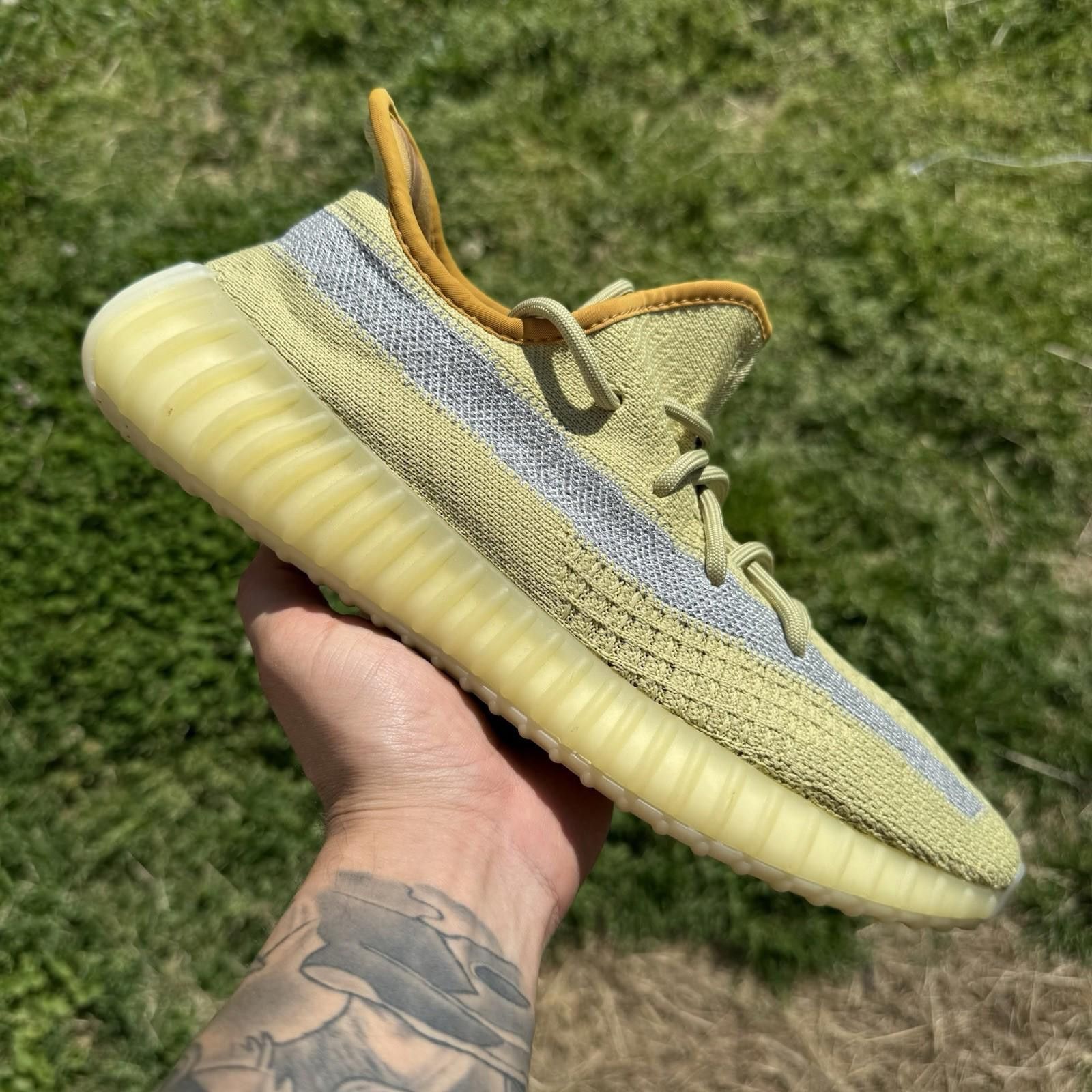 Adidas Adidas Yeezy Boost 350 V2 Marsh FX9034 Size 9 Men Size US 9 / EU 42 - 1 Thumbnail