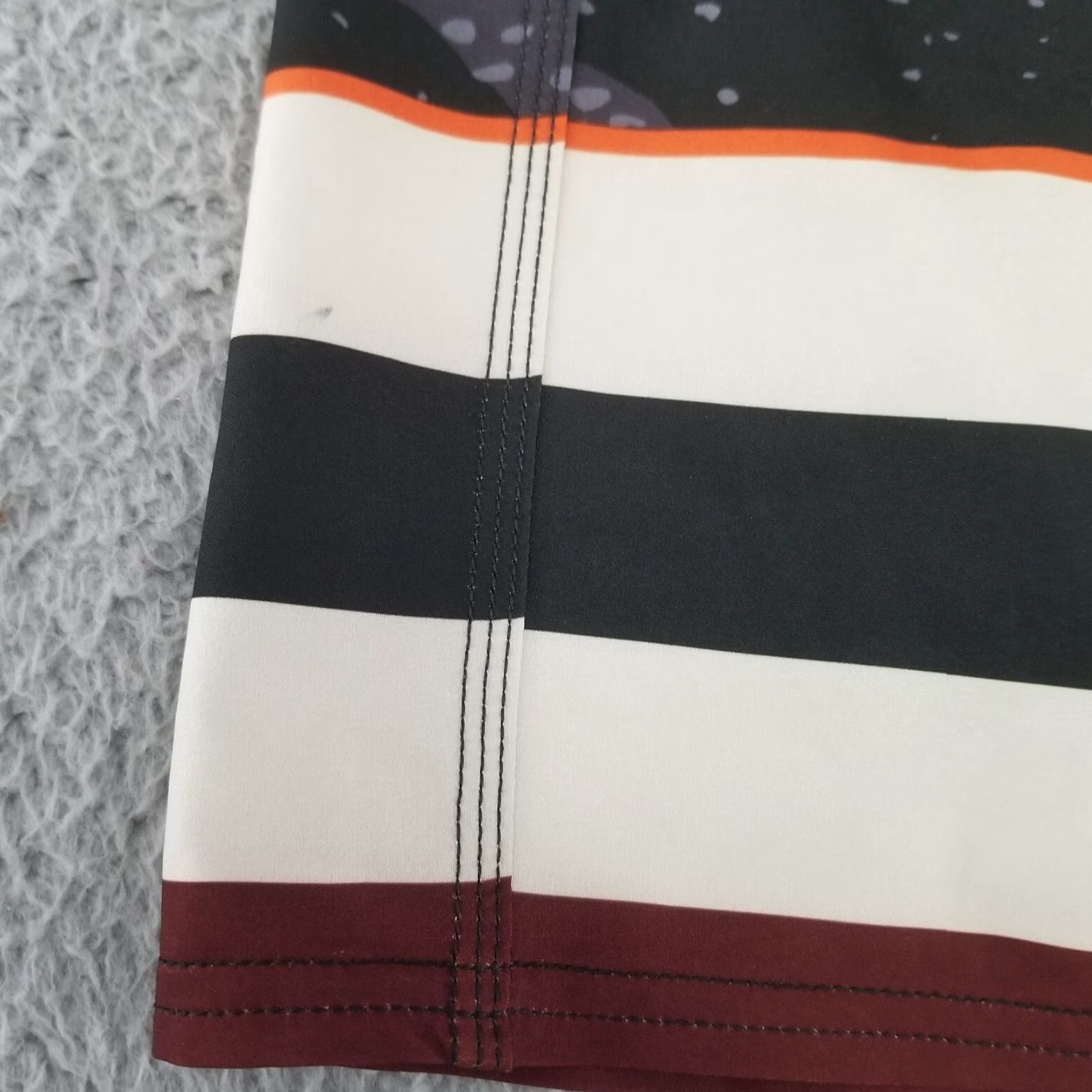 Vissla Vissla Board Shorts Mens Size 28 Swim Trunks Gray Multicolor 100% Polyester Quick Dry Stretch Pockets Back Pocket Drawstring Beach Surfing Size US 28 / EU 44 - 2 Thumbnail