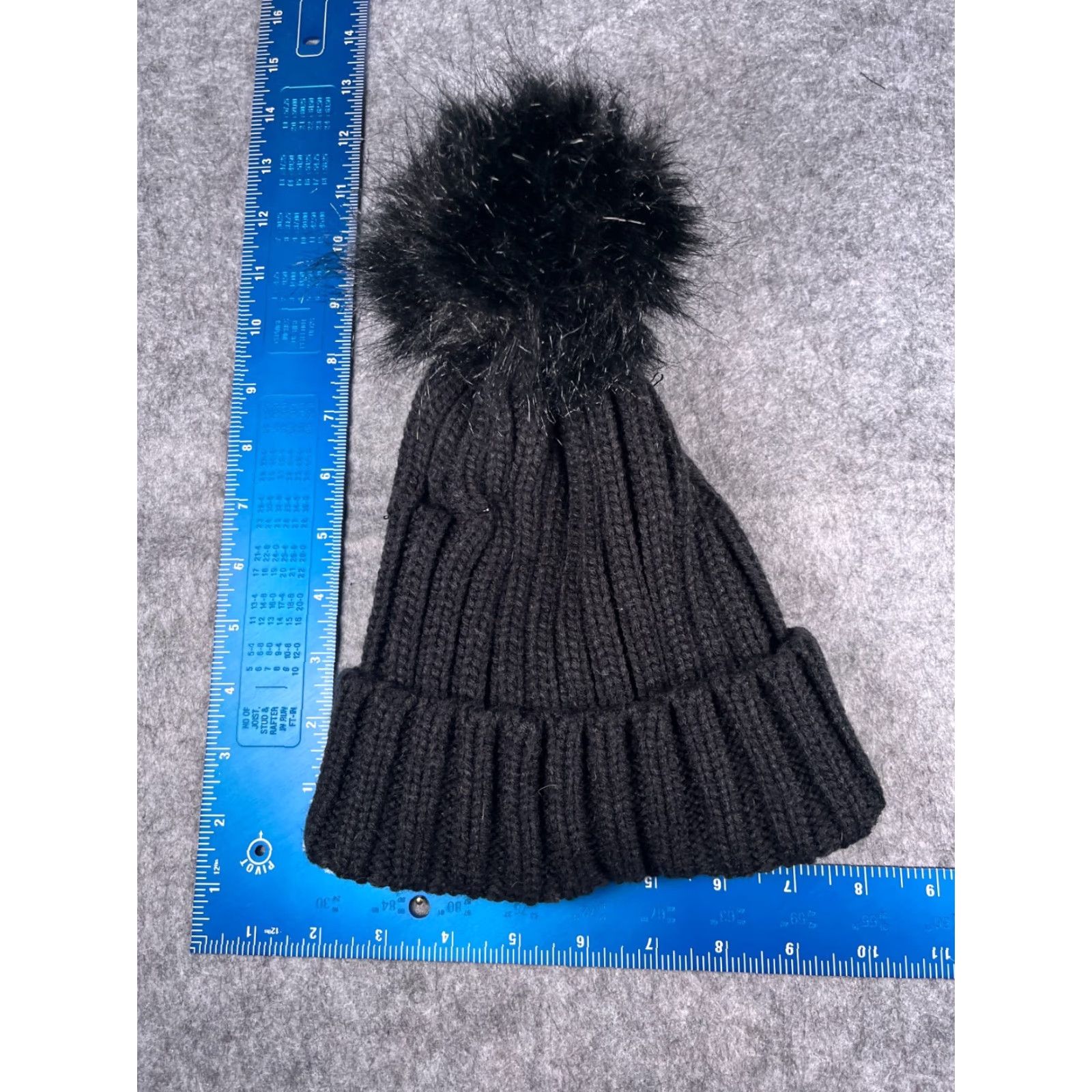 Vintage VINTAGE not applicable; use Collection 18 Beanie Toque for Women OS Black Knit Acrylic Blend Pom w/ Bobby Pins Size ONE SIZE - 4 Thumbnail