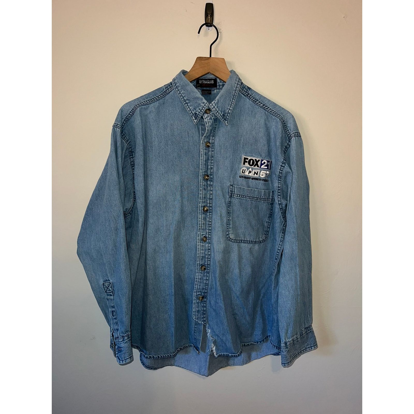 Vintage Vintage Fox News Button Up Shirt Channel 21 Denim LS VTG L Size US L / EU 52-54 / 3 - 1 Thumbnail