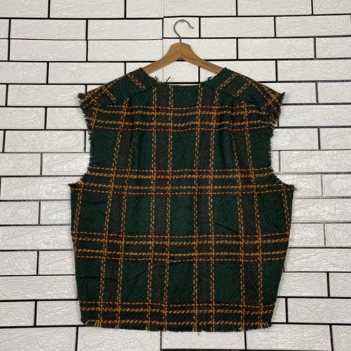 Japanese Brand Vintage Wool Vest Jacket Murua Tartan Design Issey Miyake Size US M / EU 48-50 / 2 - 10 Thumbnail