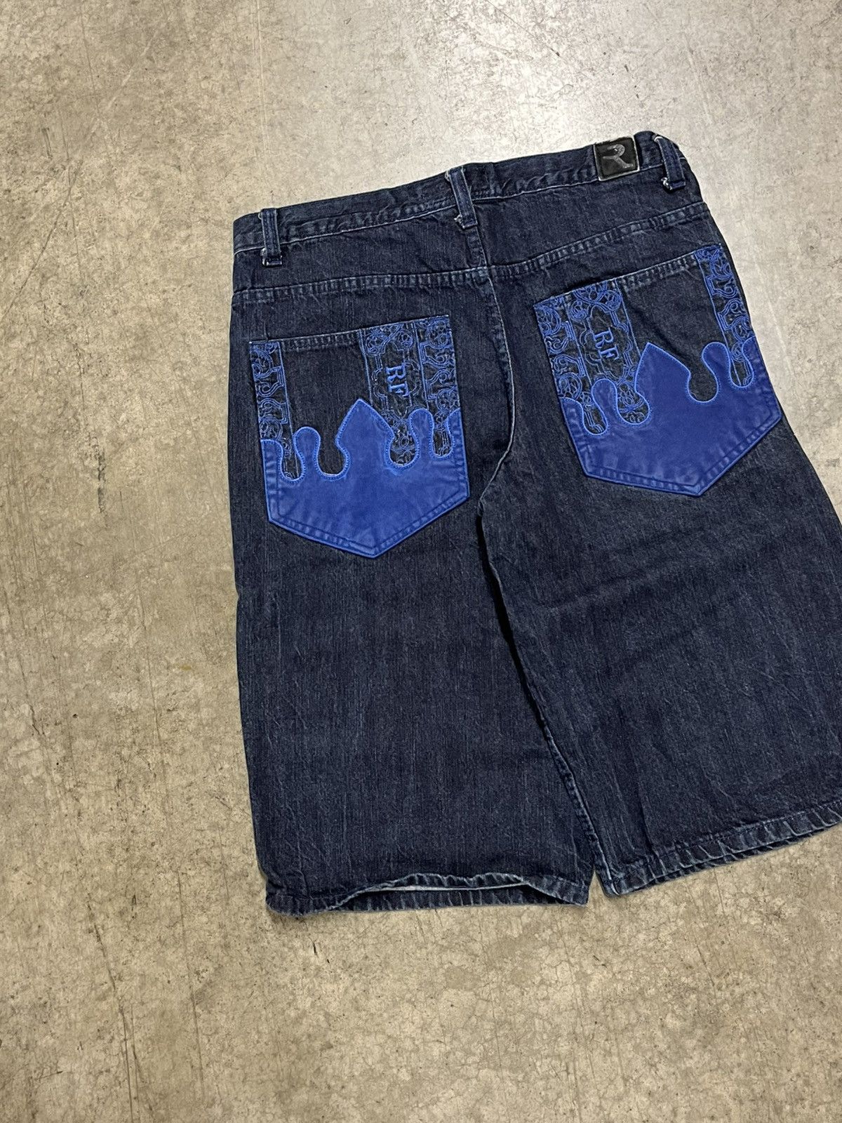 Southpole × Vintage Y2K jorts baggy fit embroidered southpole Jnco skater hype Size US 34 / EU 50 - 1 Thumbnail