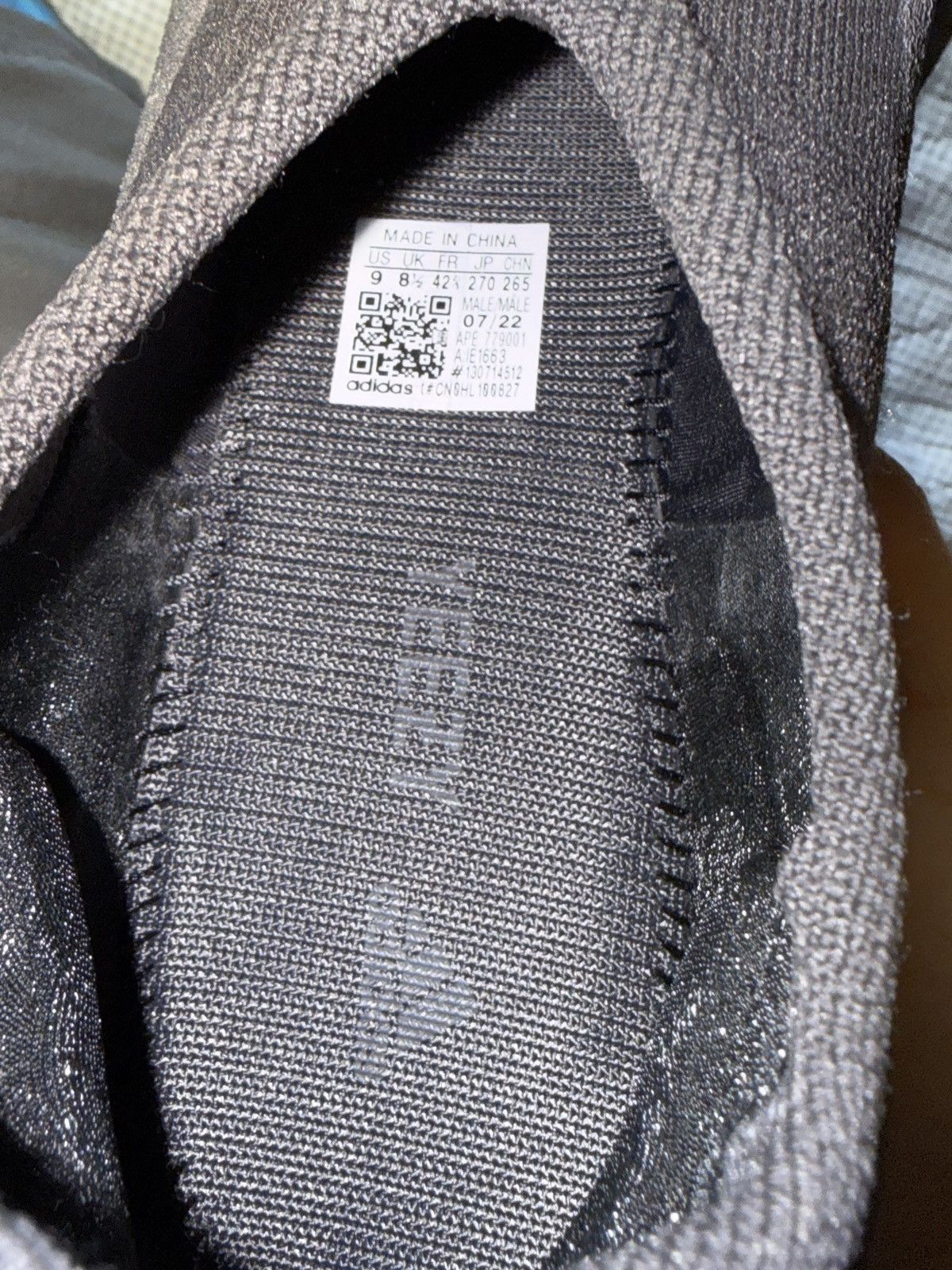 Yeezy Adidas Yeezy Knit RNR ‘ Fade Onyx ’ Size US 9 / EU 42 - 6 Thumbnail