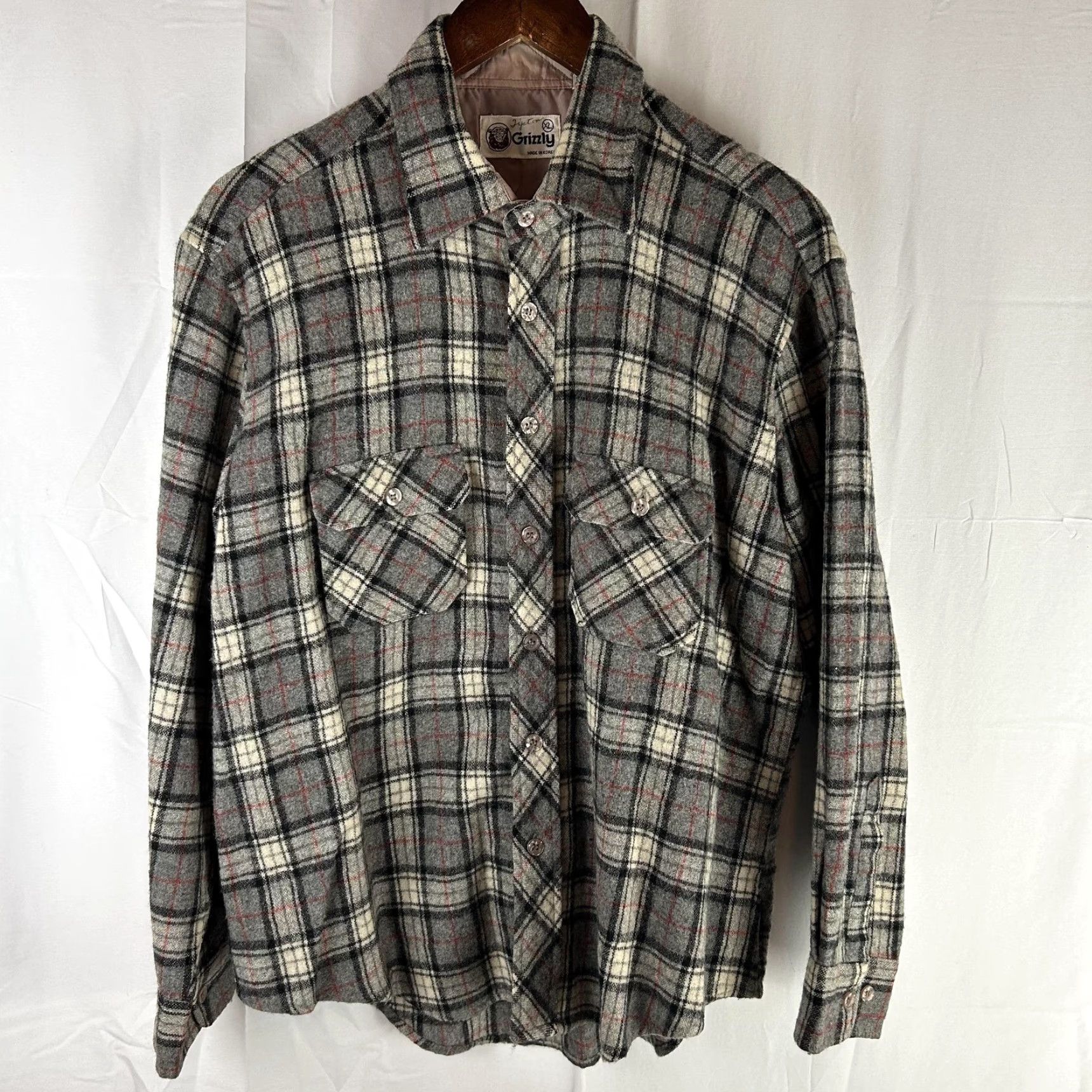 Vintage **Vintage Grizzly 80s Wool Flannel Shirt Mens XL Gray Plaid** User: Vintage Grizzly 80s Wool Flannel Shirt Mens XL Gray Plaid Size US XL / EU 56 / 4 - 2 Thumbnail