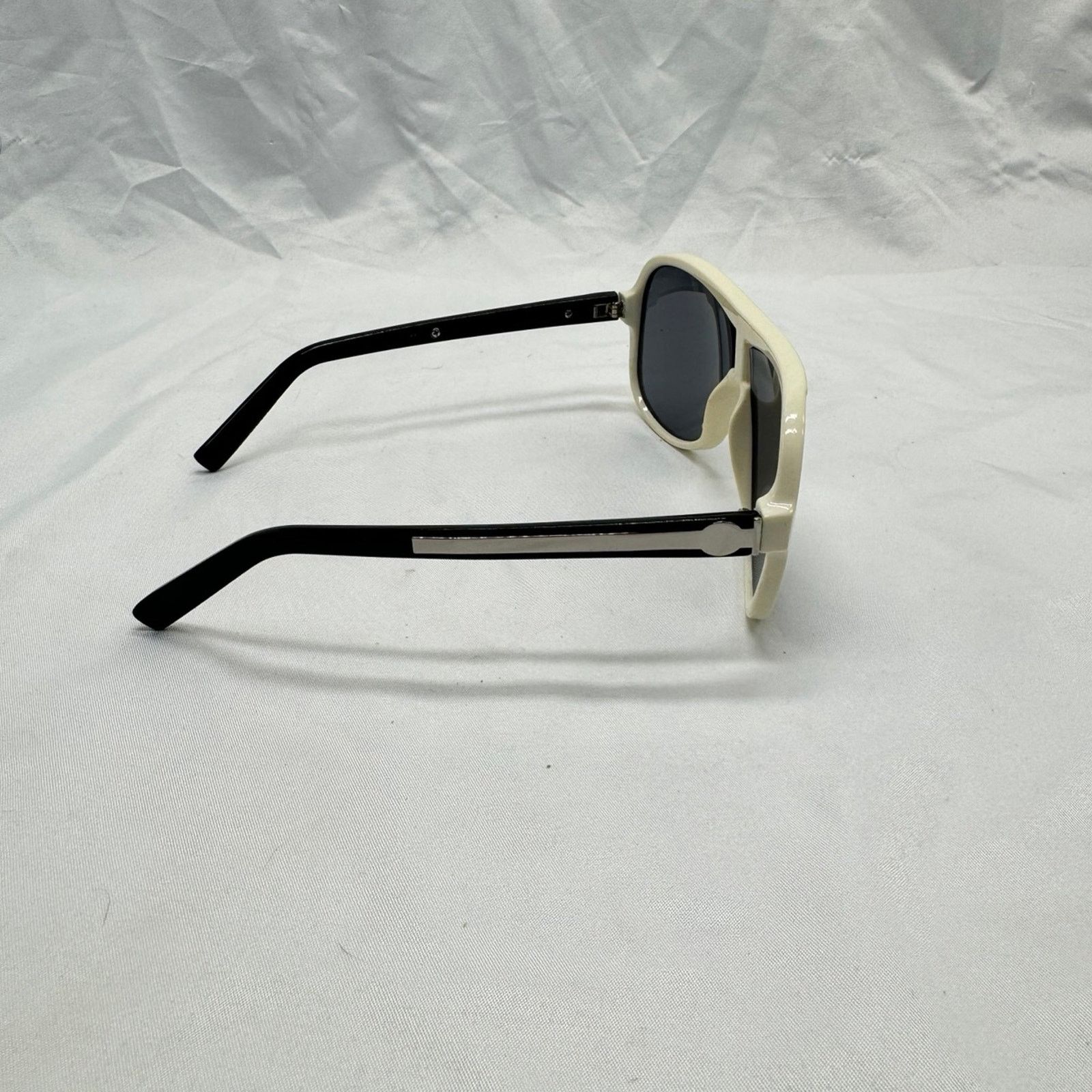 NBDN Nobrandedon VTG sunglasses Size ONE SIZE - 3 Thumbnail
