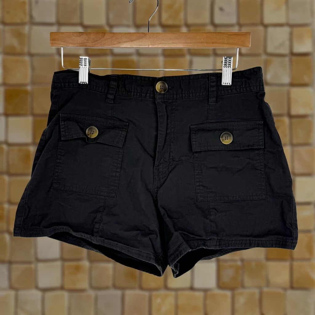 Vuori Vuori Women’s Medium Ripstop Utility Short Charcoal Gray Button Pocket Casual Travel Size 32" / US 10 / IT 46 - 1 Thumbnail