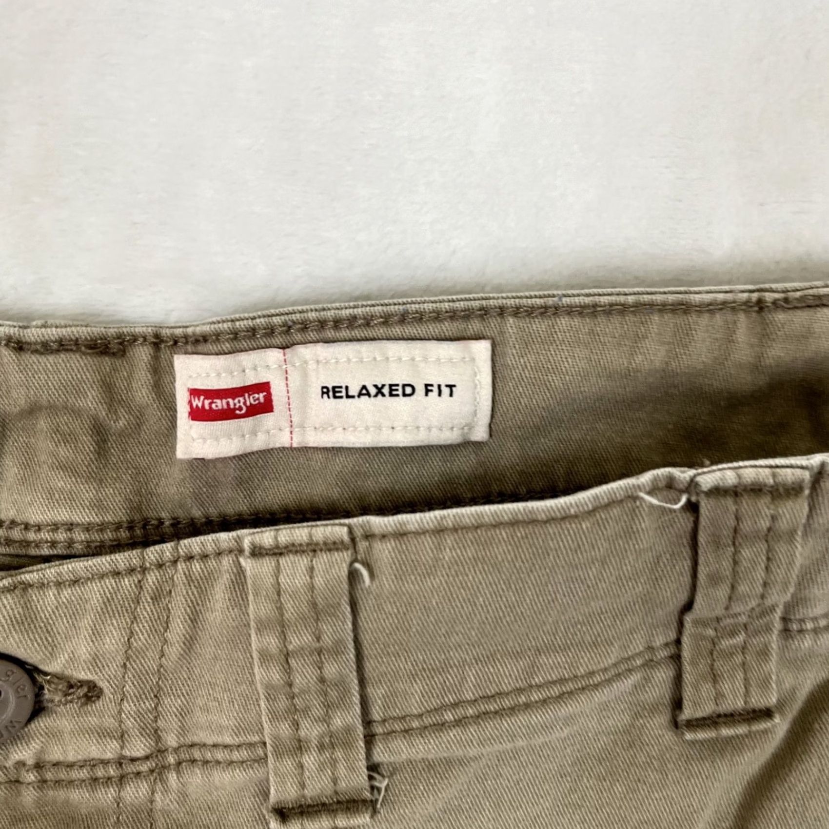 Wrangler VINTAGE Wrangler Shorts Mens 44 Khaki Brown Cargo Stretch 10 Inseam Utility Y2K Size US 44 / EU 60 - 2 Thumbnail