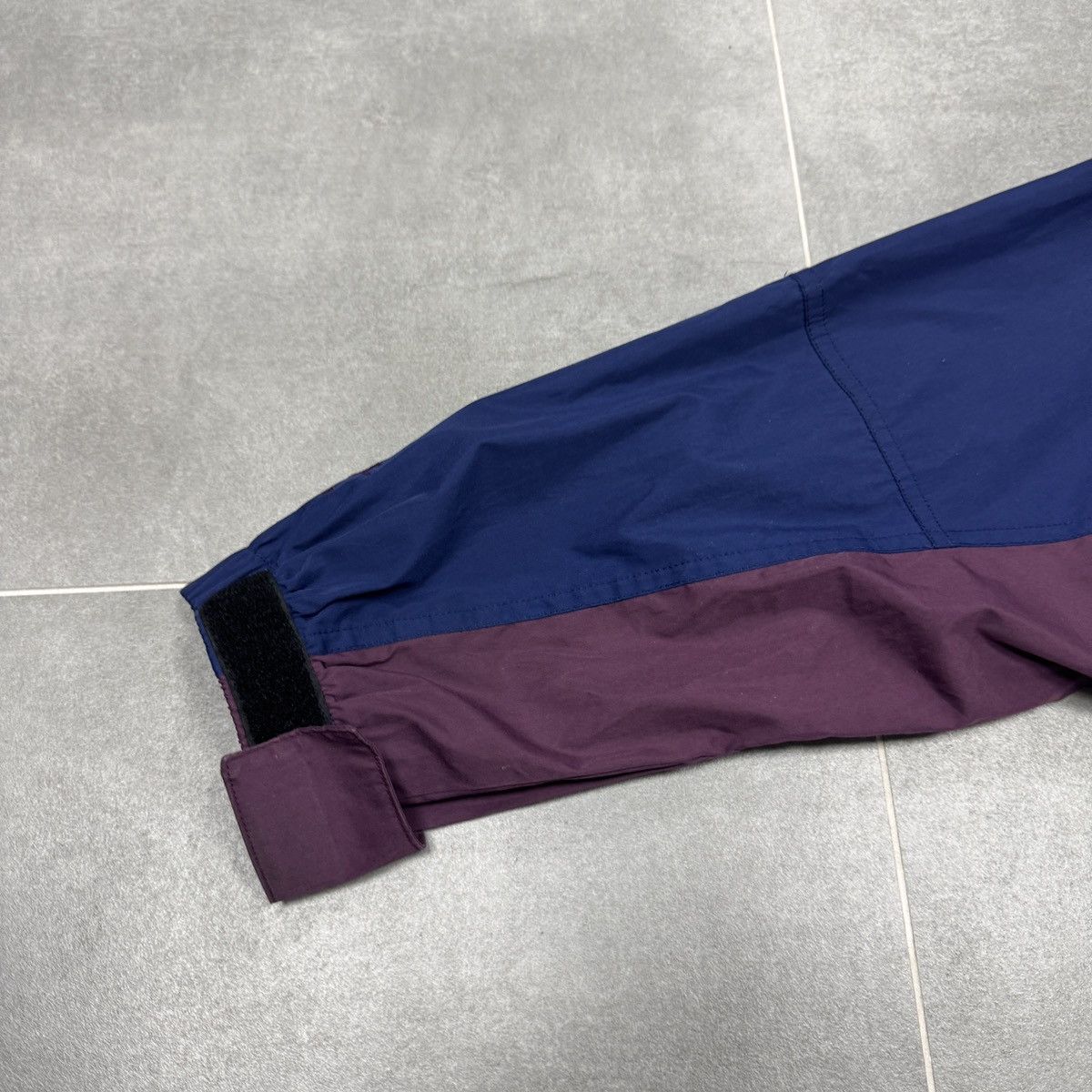 Nike ACG Vintage Nike ACG Spell Out Swoosh F.I.T. Windbreaker Jacket Size US M / EU 48-50 / 2 - 22 Thumbnail