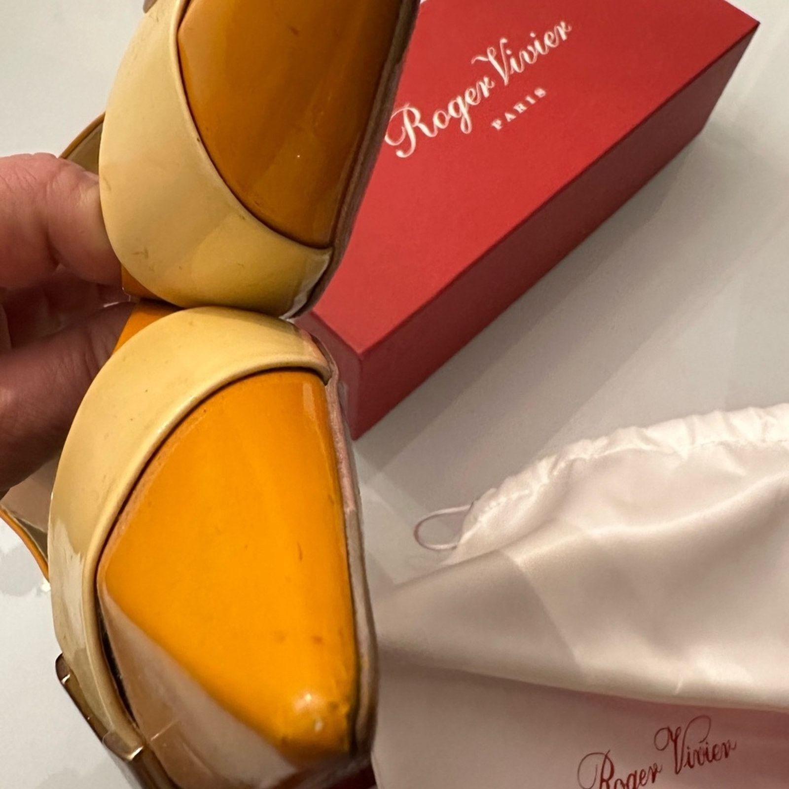 Roger Vivier Roger Vivier patent leather ballerina flat. Size US 9.5 / IT 39.5 - 7 Thumbnail