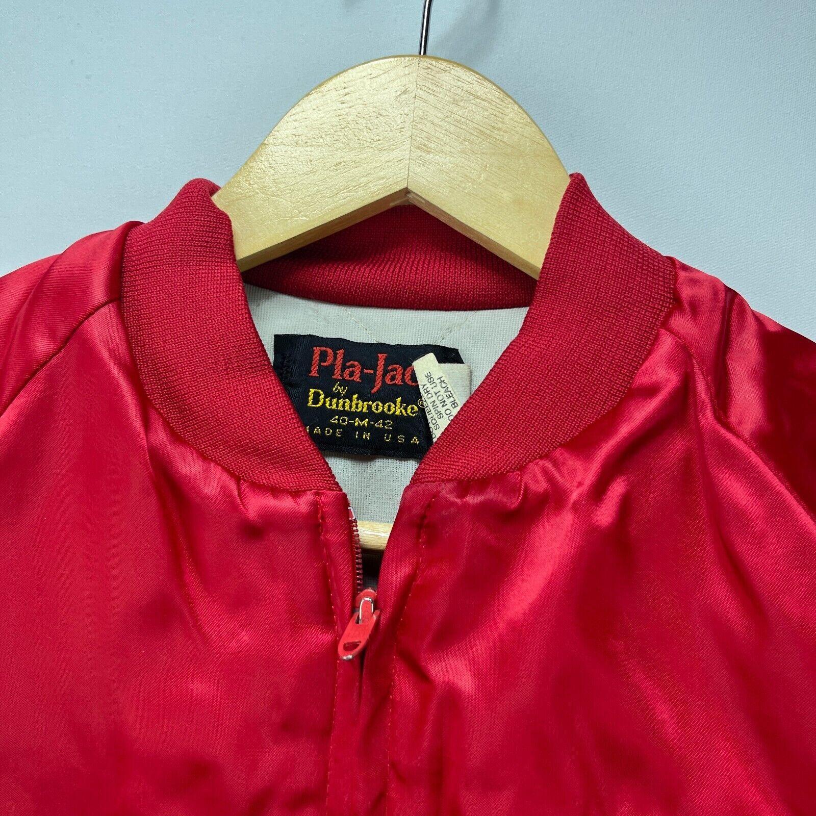 Vintage Vintage '80s Dunbrook Pla-Jac England Satin Bomber Medium Size US M / EU 48-50 / 2 - 4 Thumbnail