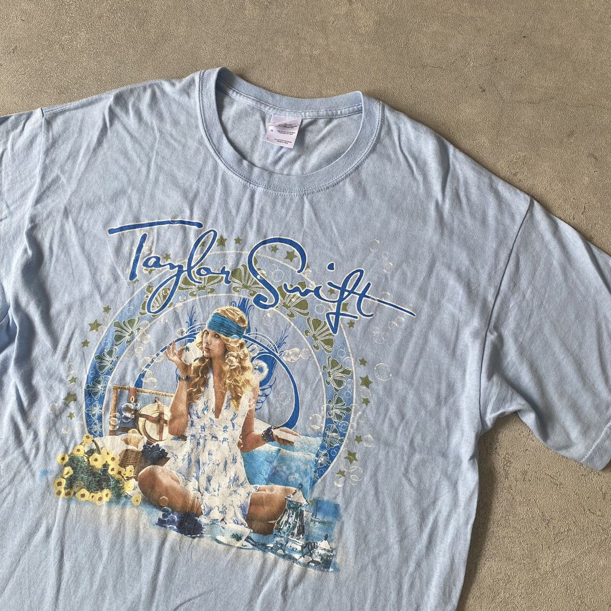 Band Tees × Vintage Vintage 2000’s Taylor swift fearless tour tshirt Size US L / EU 52-54 / 3 - 2 Thumbnail