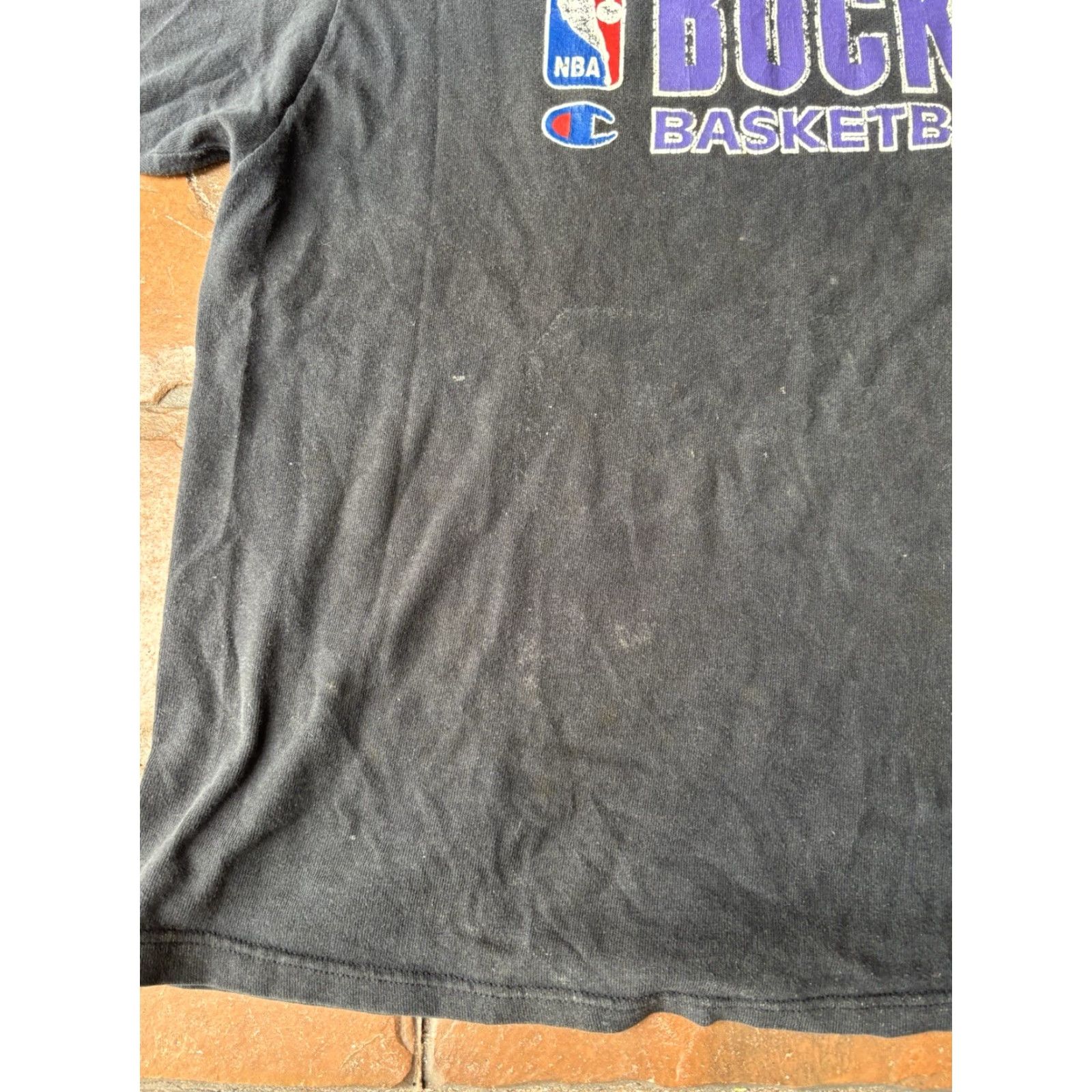 Champion VINTAGE Champion Milwaukee Bucks NBA T-Shirt 2XL Mens Shirt Short Sleeve Crew Neck Black USA 90s Size US XXL / EU 58 / 5 - 4 Thumbnail