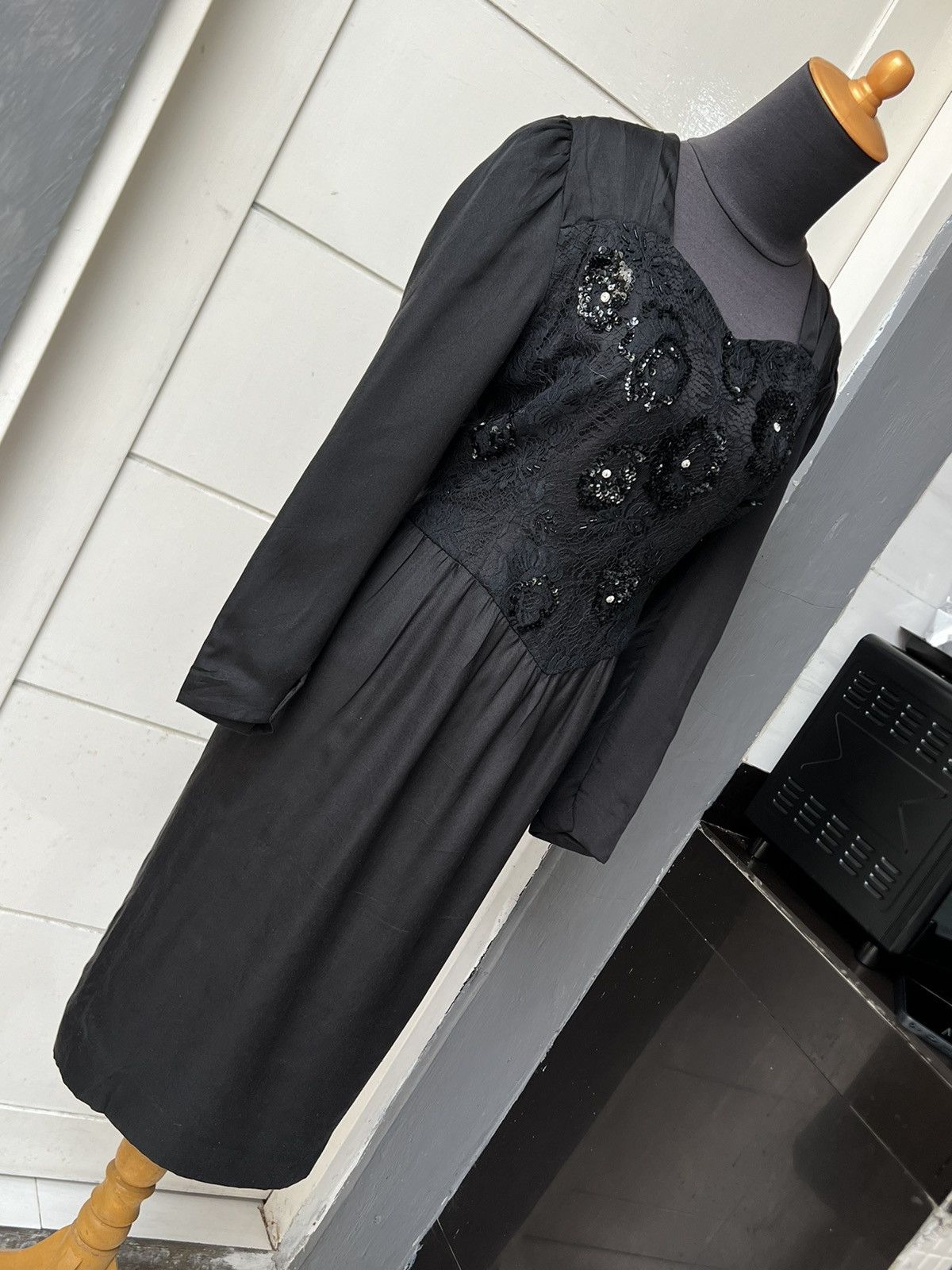 Givenchy GIVENCHY Hi Formal Dress Size XS / US 0-2 / IT 36-38 - 3 Thumbnail