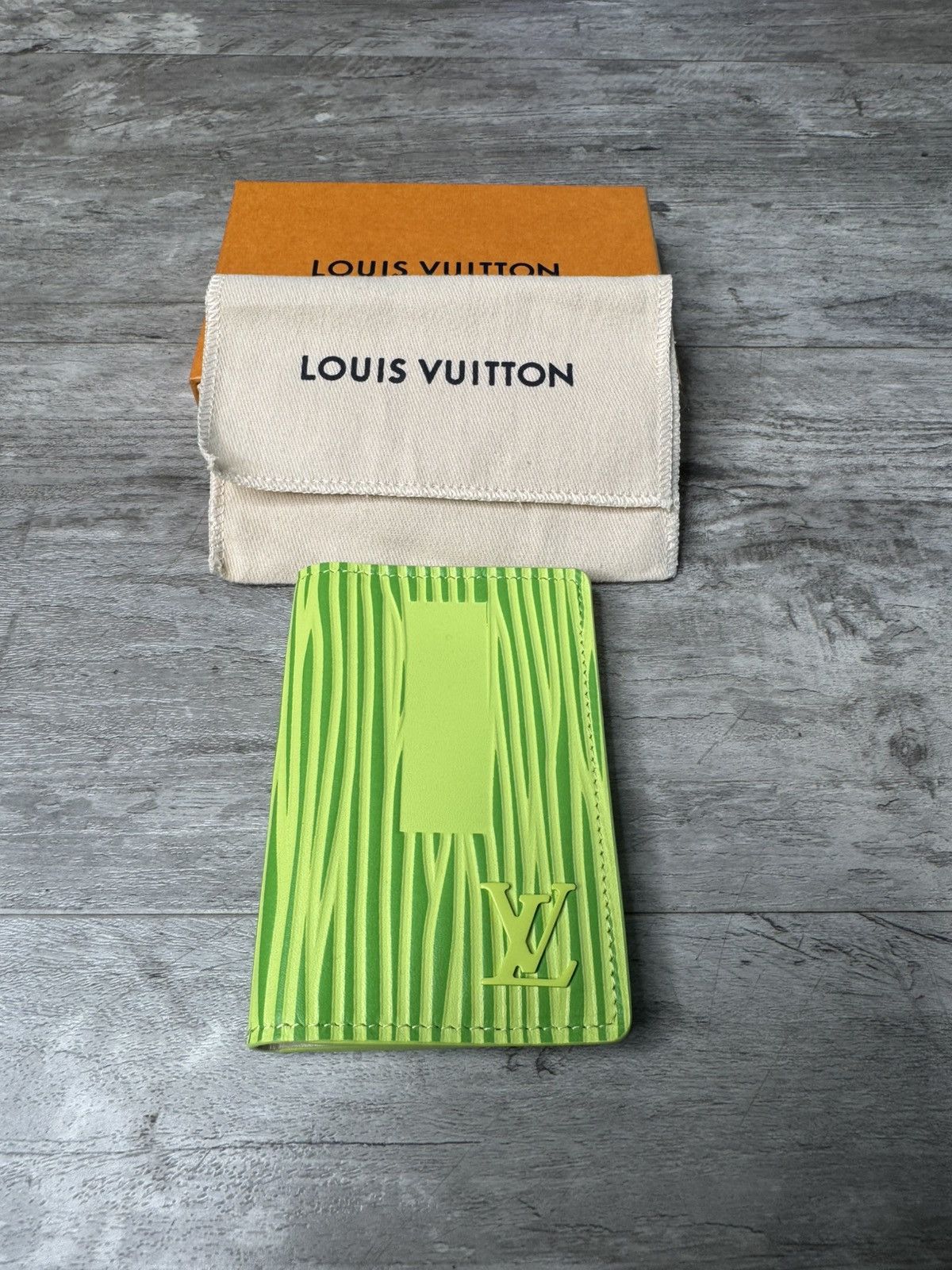 Louis Vuitton Louis Vuitton Pocket Organizer Size ONE SIZE - 1 Thumbnail