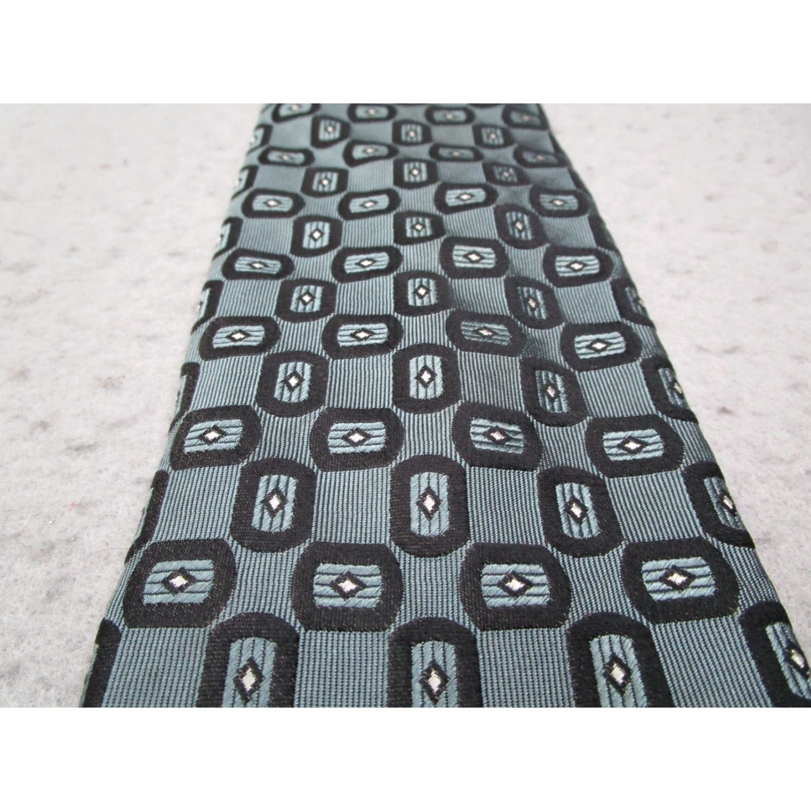Vintage VINTAGE Jhane Barnes Men's Blue Silk Neck Tie Abstract Geometric Handmade Made in Italy Classic 57-60" Size ONE SIZE - 4 Thumbnail