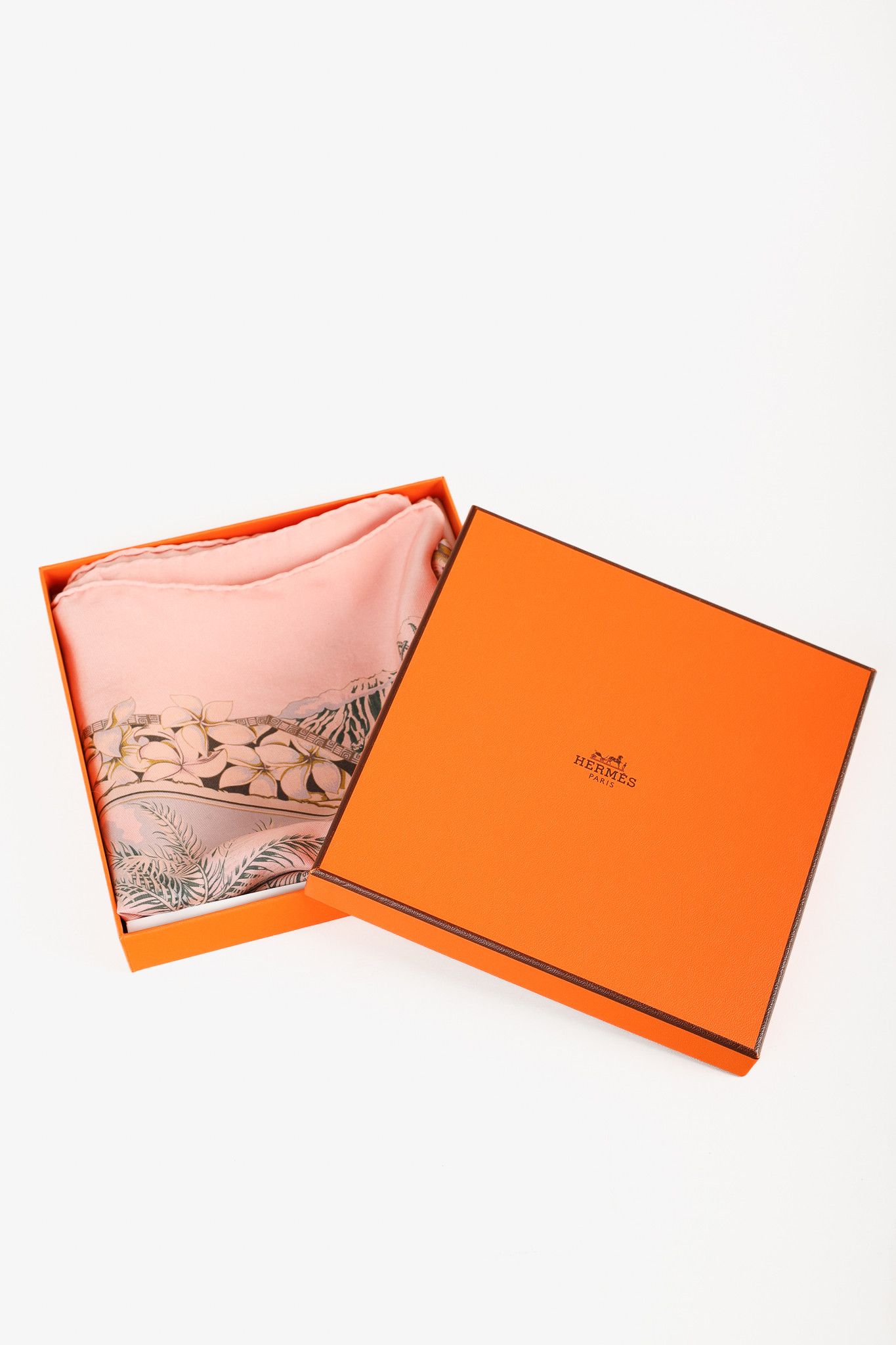 Hermes Hermes Silk Aloha Scarf 70 Rose Pale Silk Scarf Size ONE SIZE - 9 Thumbnail