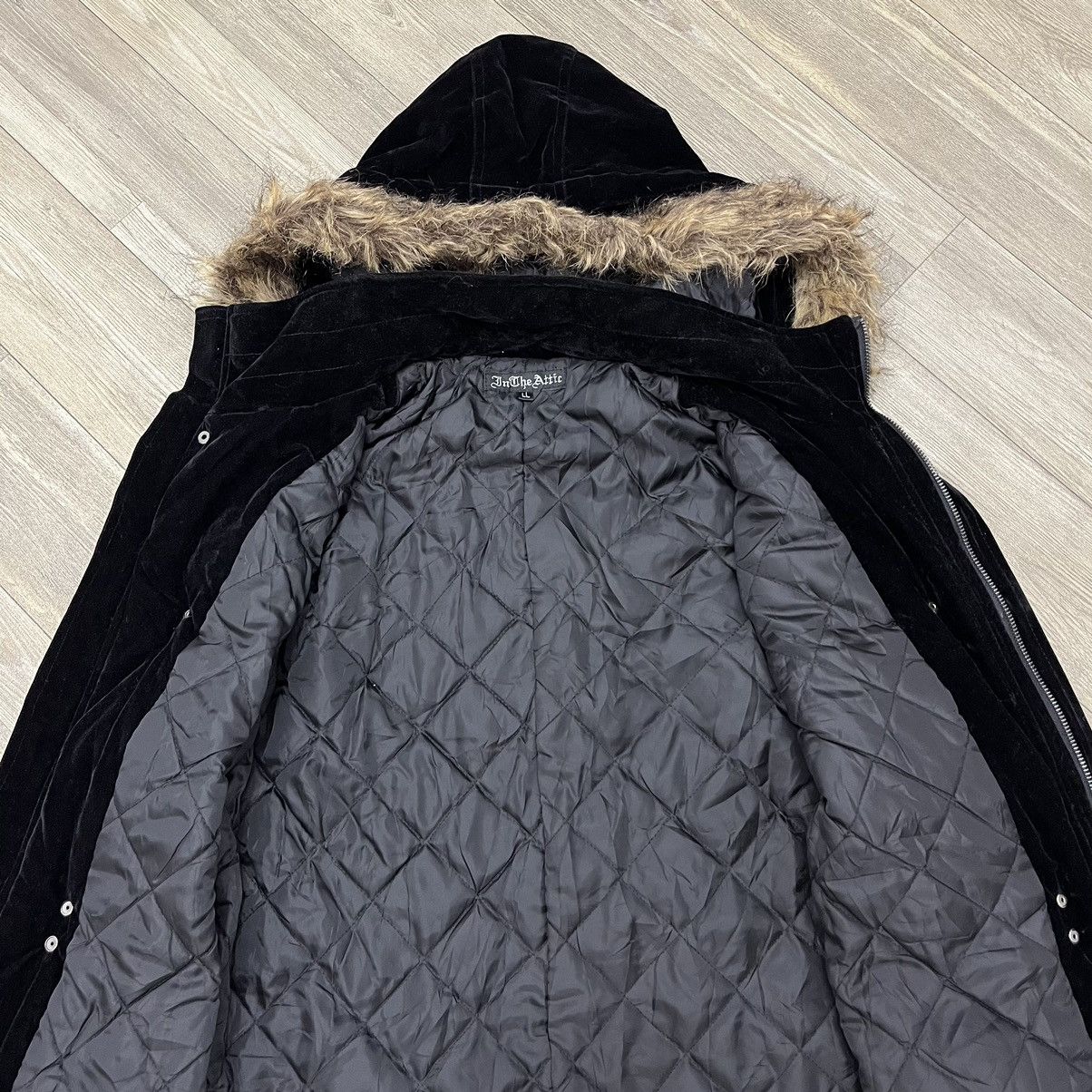 If Six Was Nine × In The Attic × Le Grande Bleu (L.G.B.) Vintage In The Attic Velour Fireman Parka Fur Jacket Size US L / EU 52-54 / 3 - 3 Thumbnail