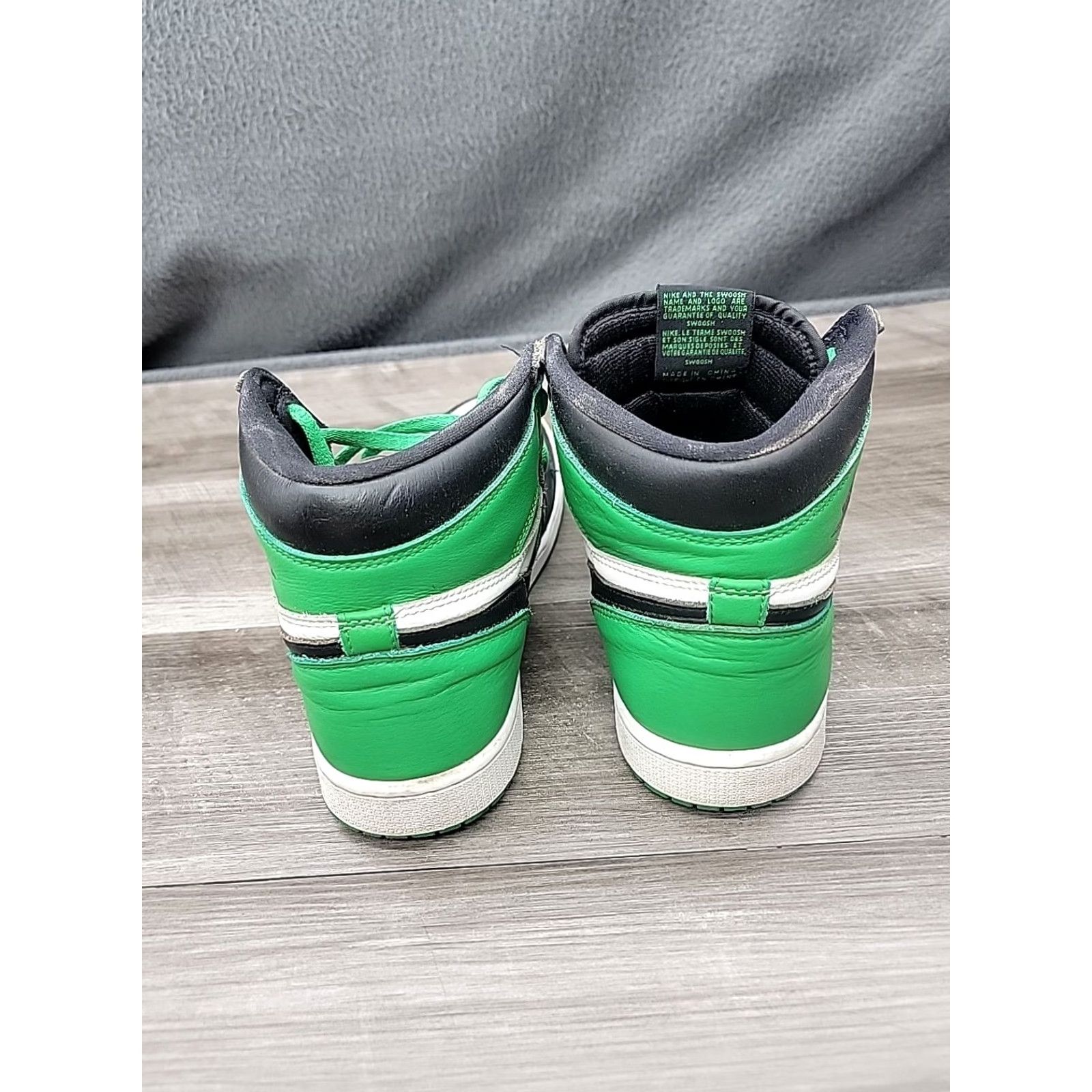 Jordan Brand Jordan 1 Retro High OG Lucky Green Sneaker DZ5485-031 Men’s 10 Shoes Green Nike Jordan 1 Retro High OG Sneaker Mens 10 Green Band Green Size US 9 / EU 42 - 5 Thumbnail