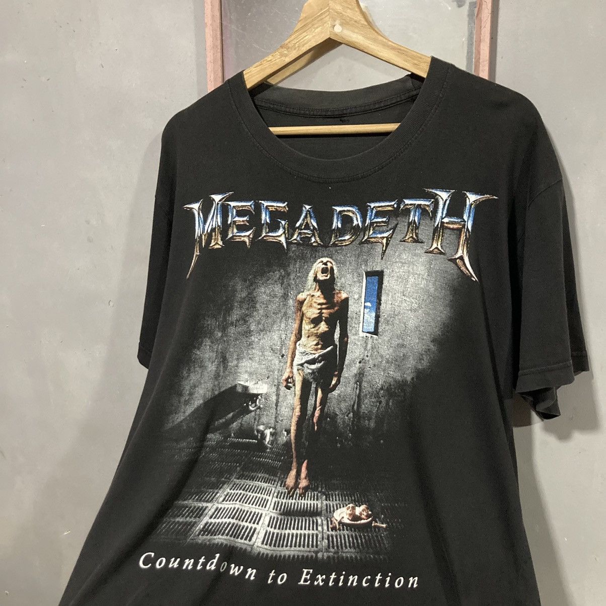 image of Band Tees x Rap Tees Vintage Megadeth Tour 1992 "countdown To Extinction" in Faded Black (Size XL)