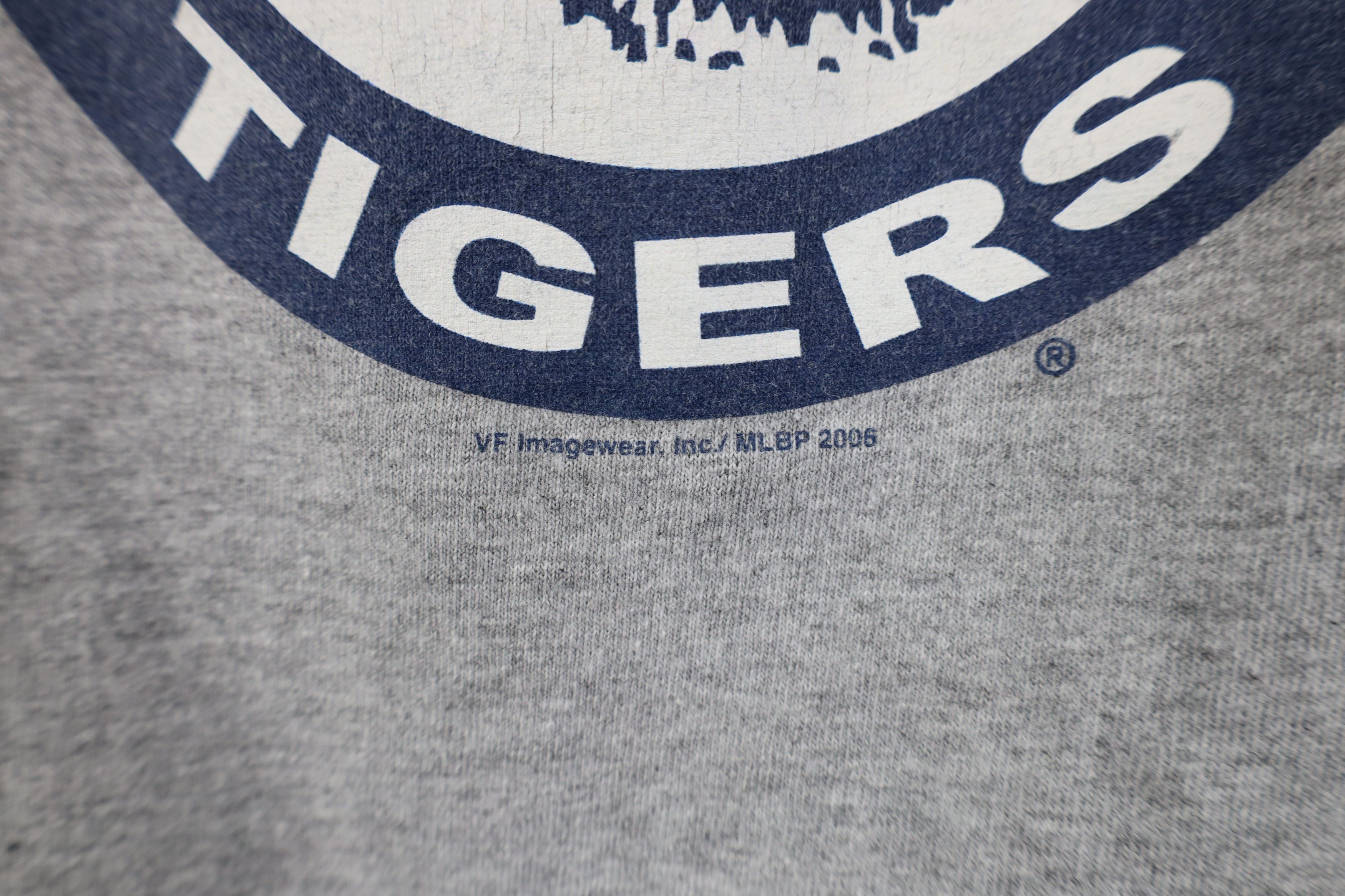 Vintage Vintage Y2K 2006 Logo Detroit Tigers Baseball T-Shirt Gray Size US L / EU 52-54 / 3 - 5 Thumbnail