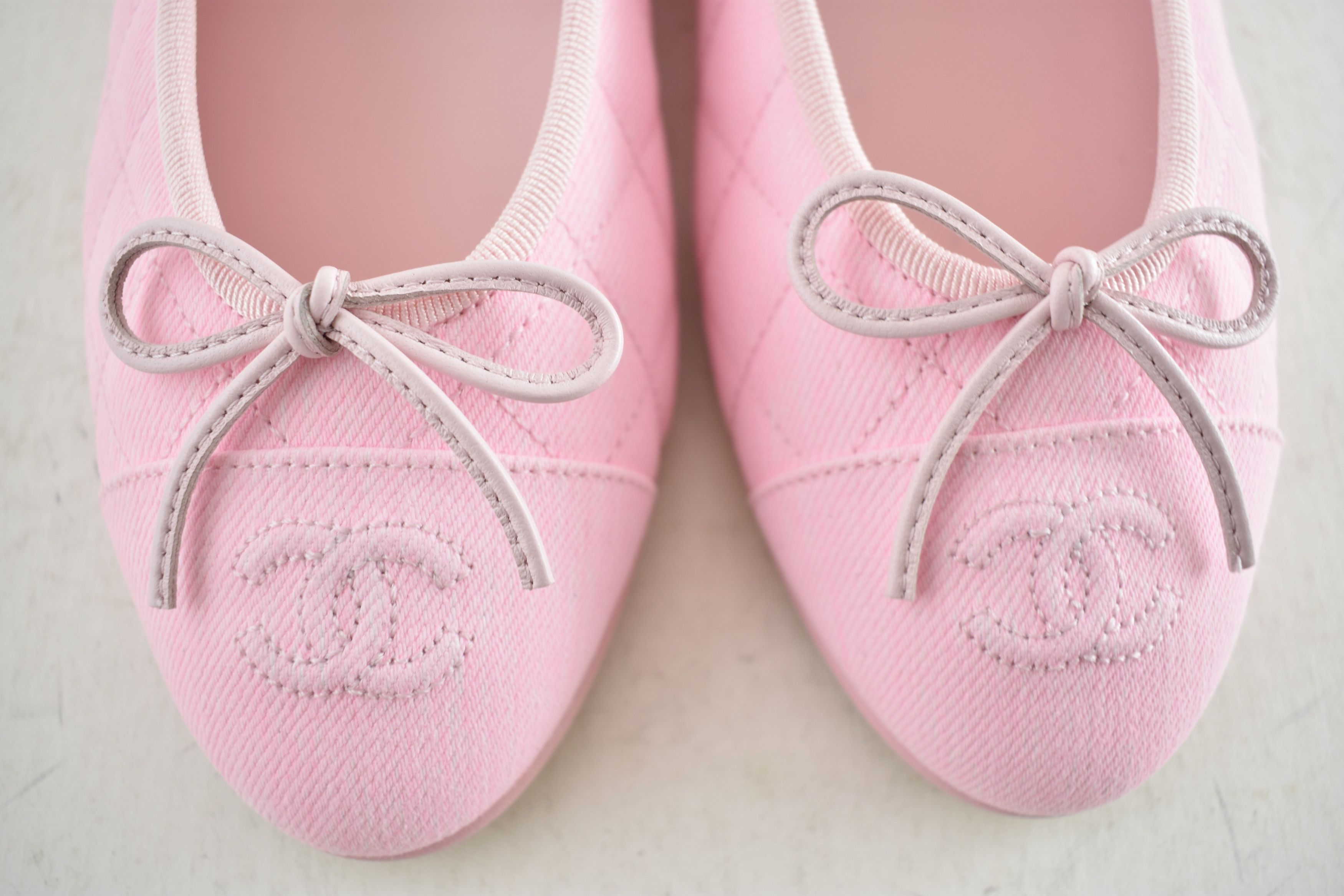 Chanel 26P Denim Quilted CC Logo Bow Tie Ballet Ballerina Flat 37 Size US 7 / IT 37 - 18 Thumbnail