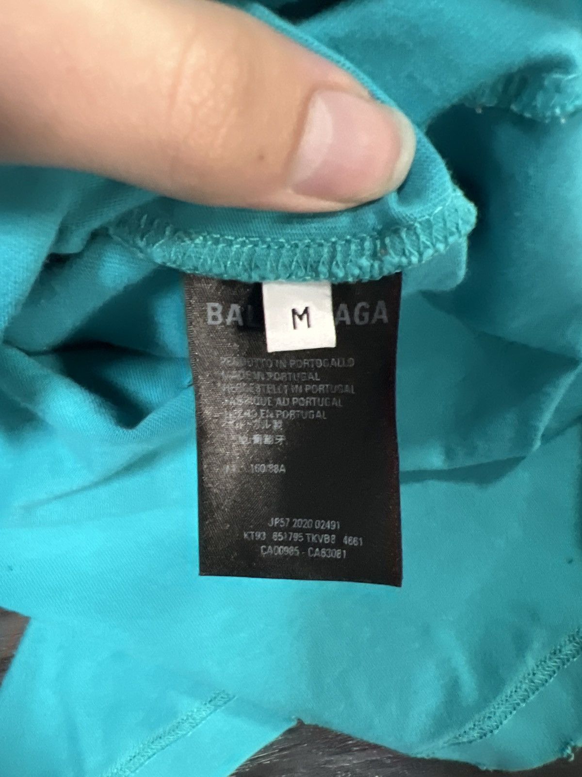 Balenciaga Balenciaga Caps Destroyed Flatground T-Shirt (PreOwned) Size US M / EU 48-50 / 2 - 4 Thumbnail