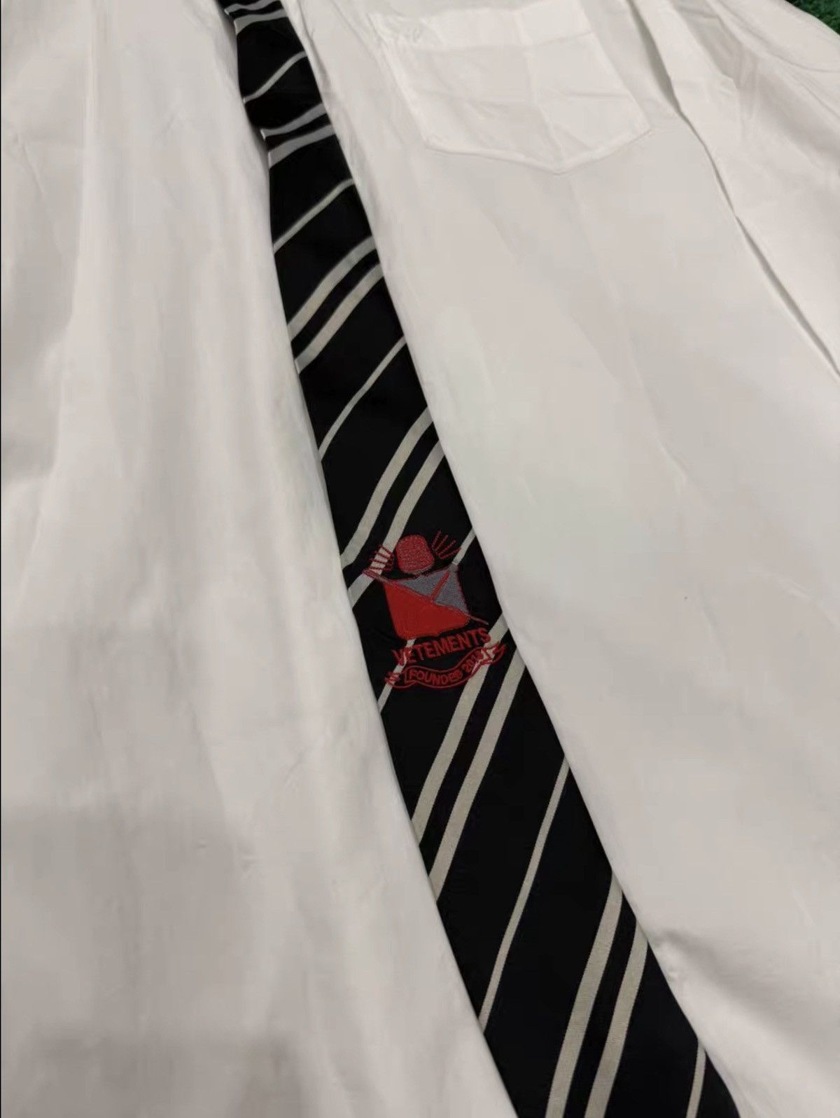 Vetements Vetements shirts showpiece Size US M / EU 48-50 / 2 - 2 Thumbnail