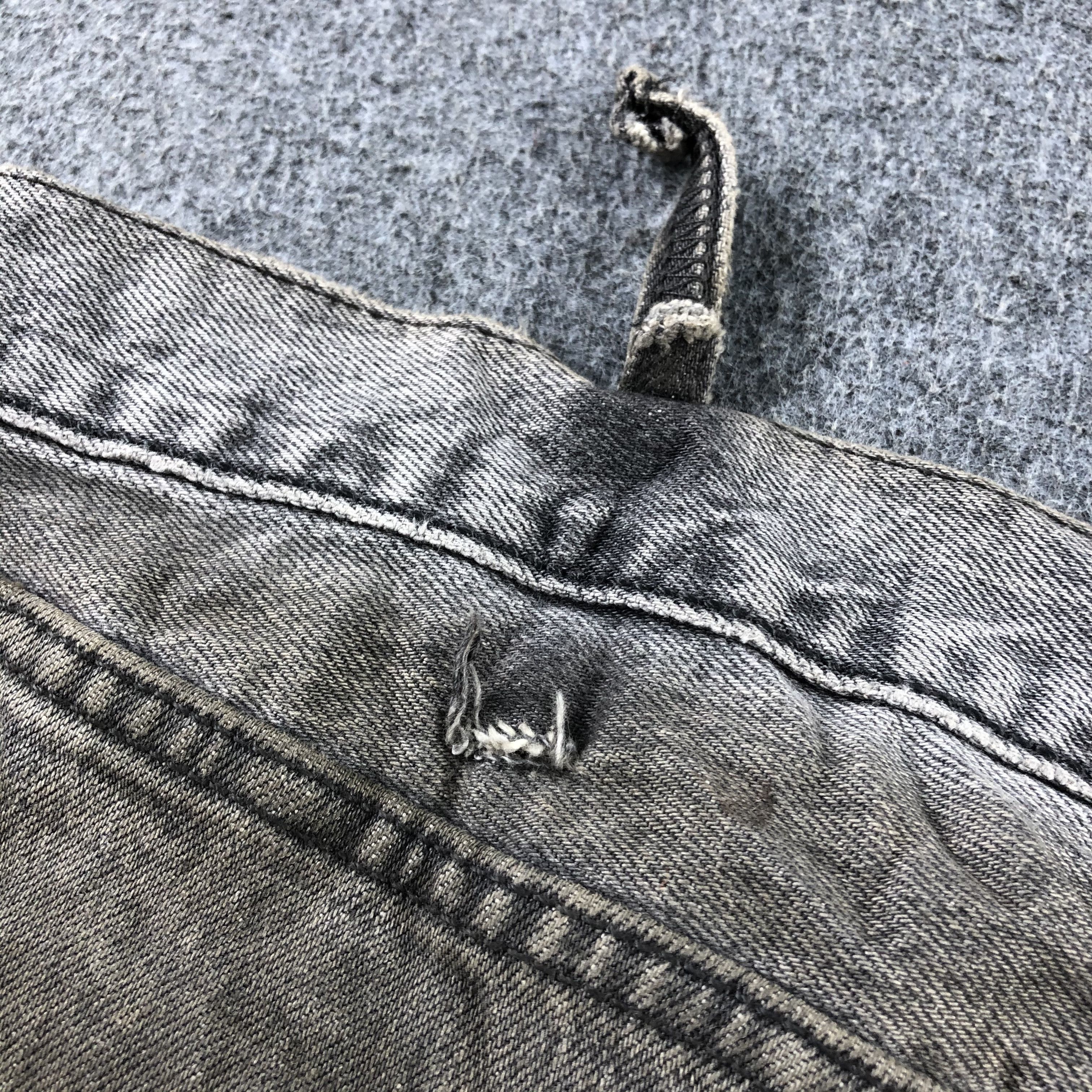Levi's Vintage Levis 501 Jeans-J2267 Size US 39 - 8 Thumbnail
