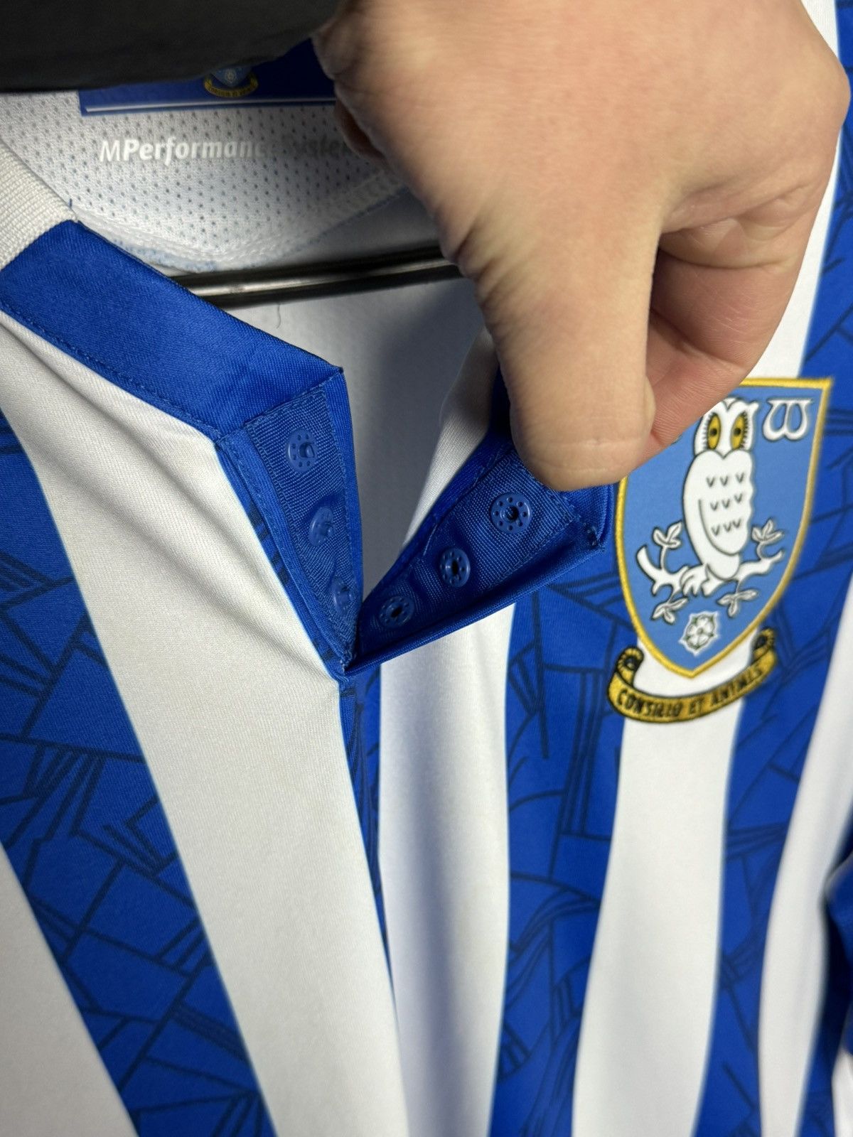 Macron Sheffield Wednesday 21/22 Home Football Jersey Size US M / EU 48-50 / 2 - 5 Thumbnail