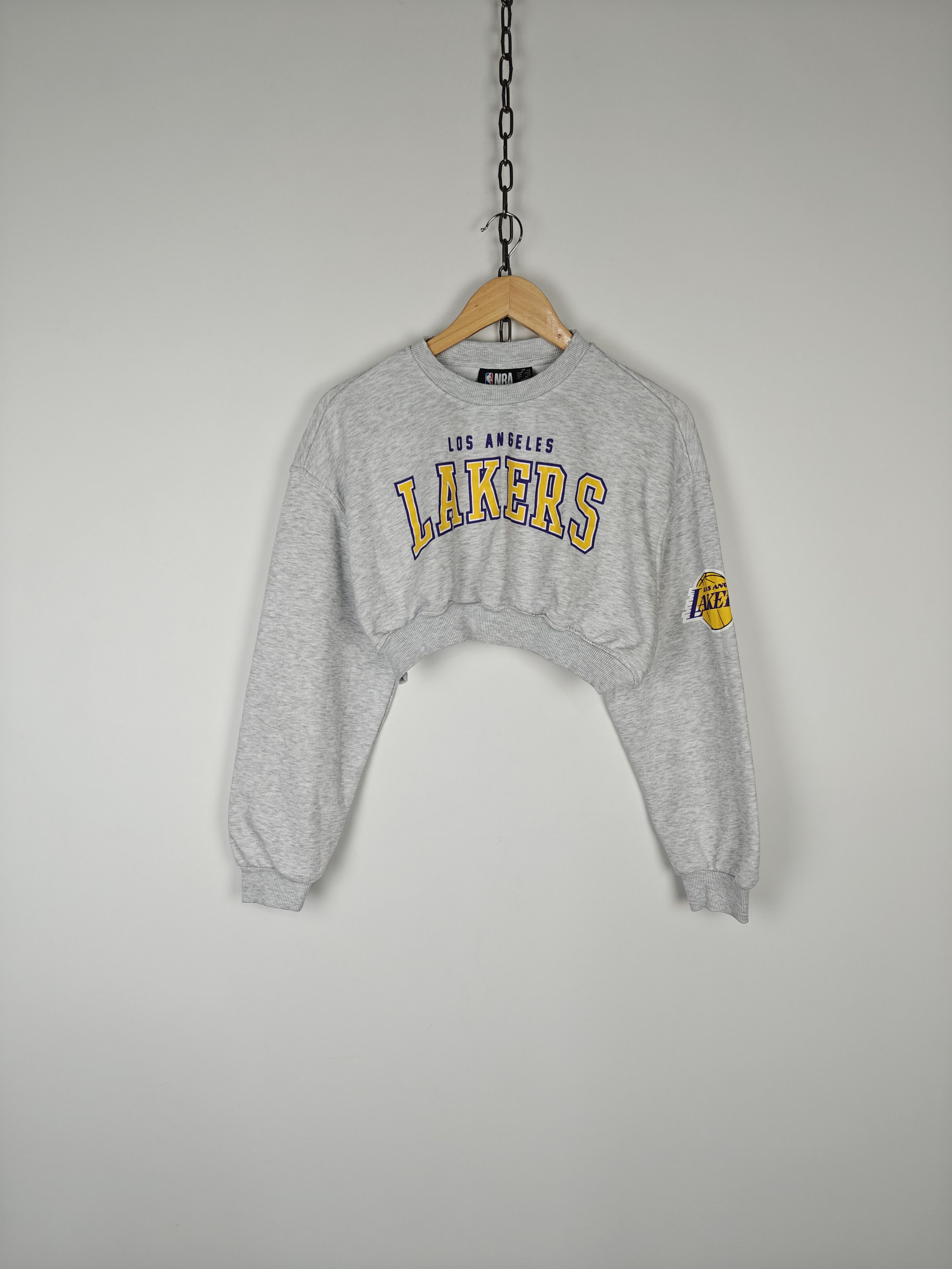 NBA NBA Lakers Crop Top Sweatshirt Crewneck Gray Logo XS Size XS / US 0-2 / IT 36-38 - 1 Thumbnail