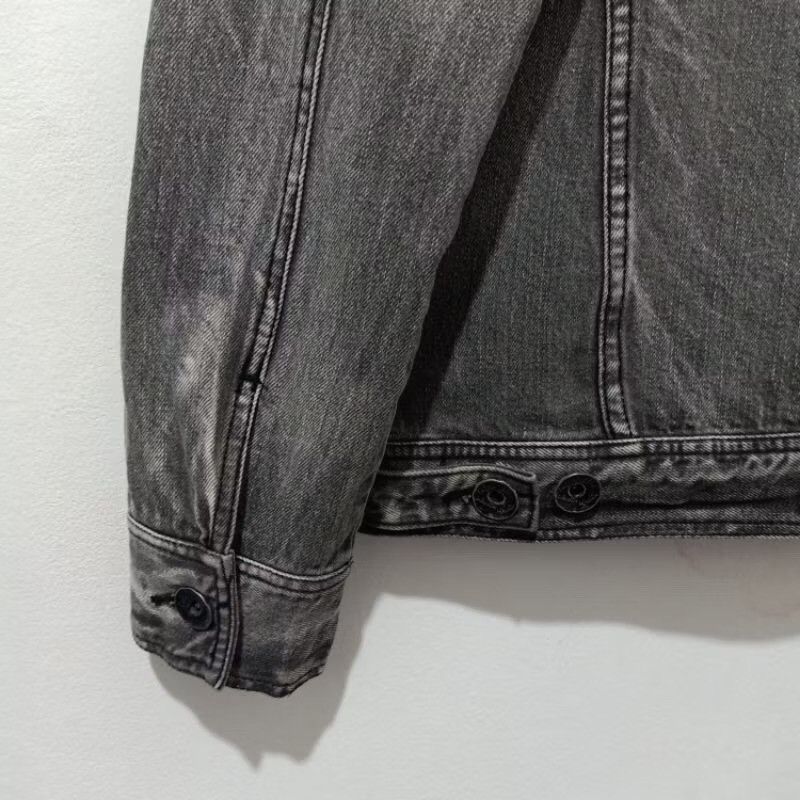 In The Attic In The Attic Distrassed Denim Jacket Size US L / EU 52-54 / 3 - 7 Thumbnail