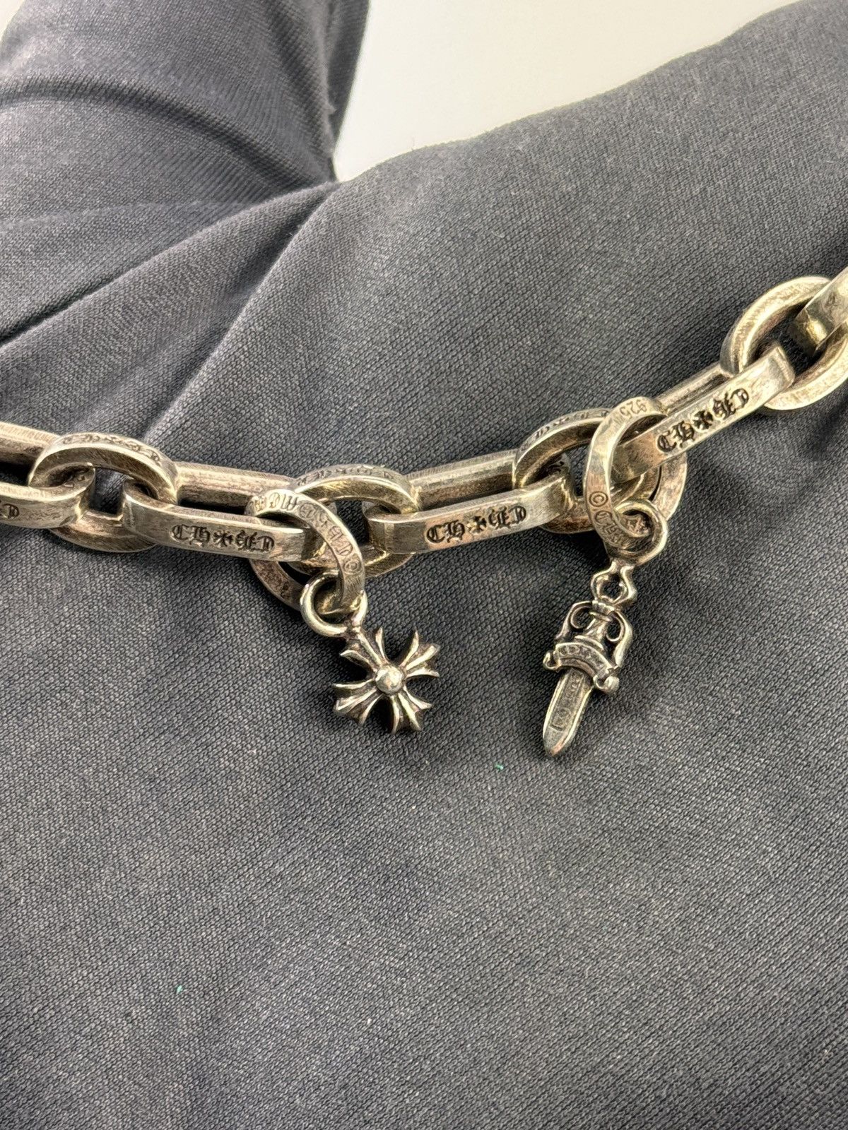 Chrome Hearts 40g STERLING SILVER PAPER E CHAIN MULTI CHARM BRACELET RARE Size ONE SIZE - 15 Thumbnail